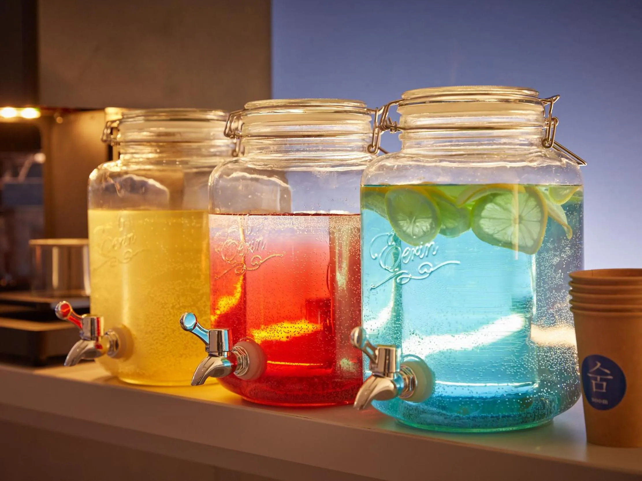 Drinks in Rembrandt Cabin Shinjuku Shin-Okubo