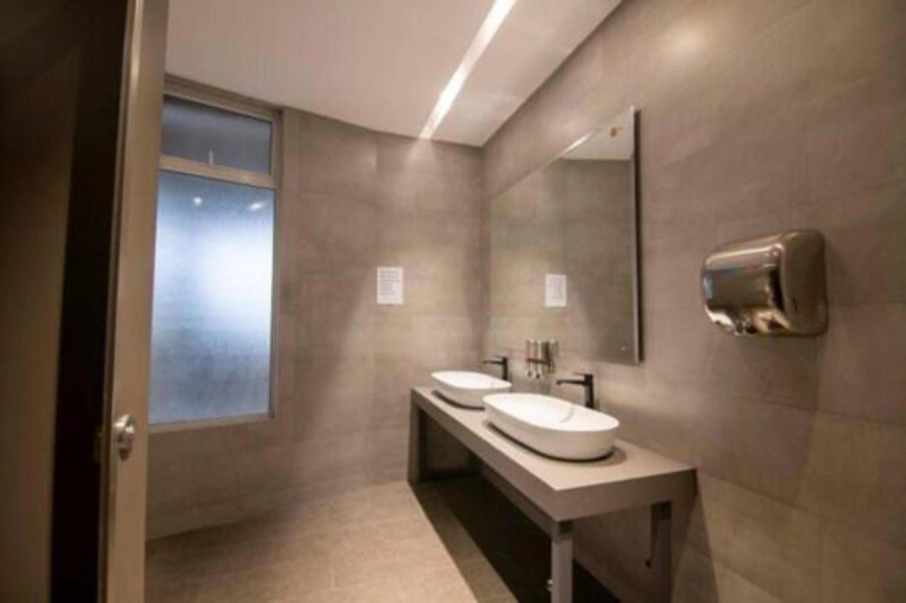 Toilet in Eseriani The Resort