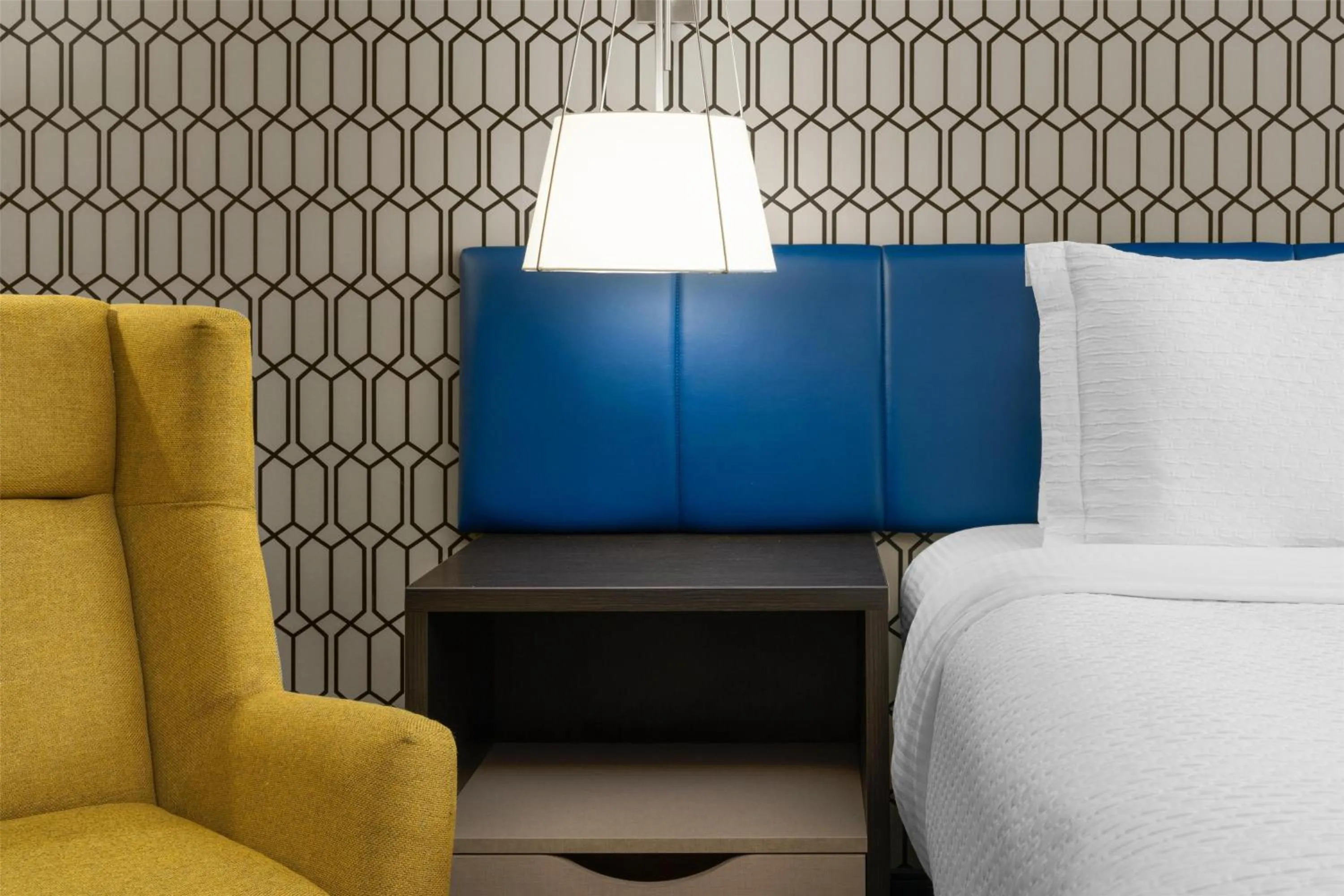 Bedroom, Bed in GLō Best Western Enid OK Downtown - Convention Center Hotel