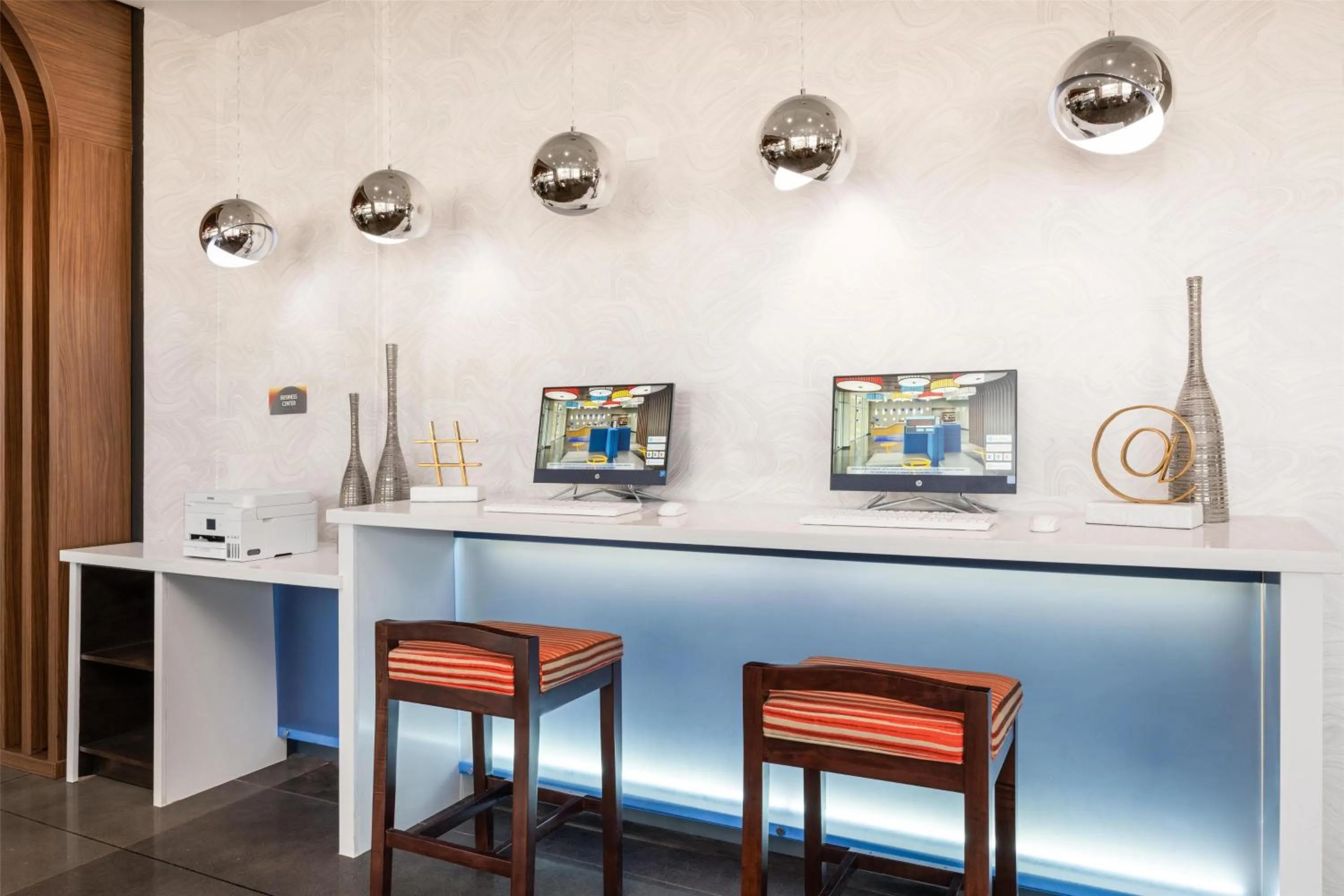 Business facilities in GLō Best Western Enid OK Downtown - Convention Center Hotel