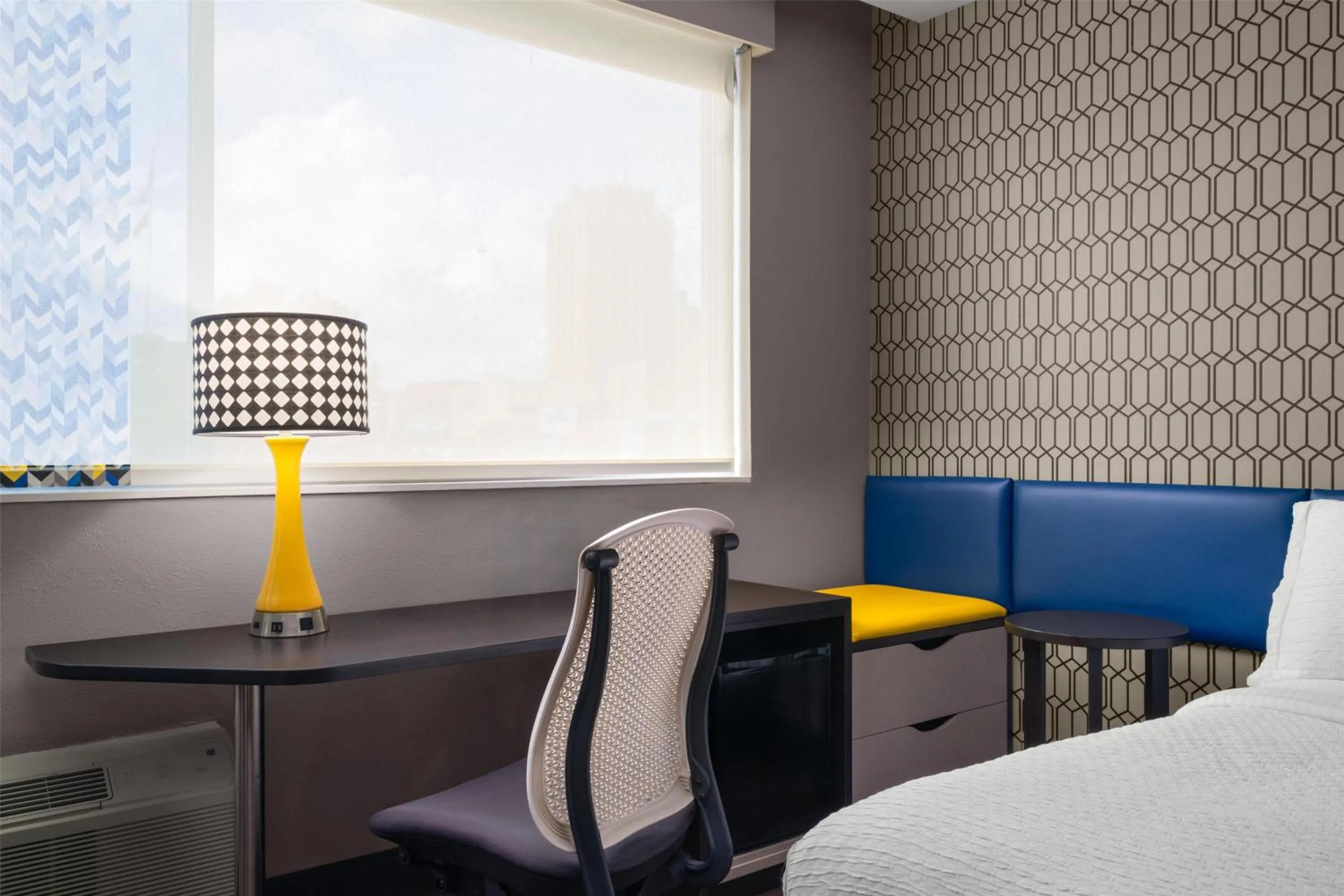 Bedroom, Bed in GLō Best Western Enid OK Downtown - Convention Center Hotel