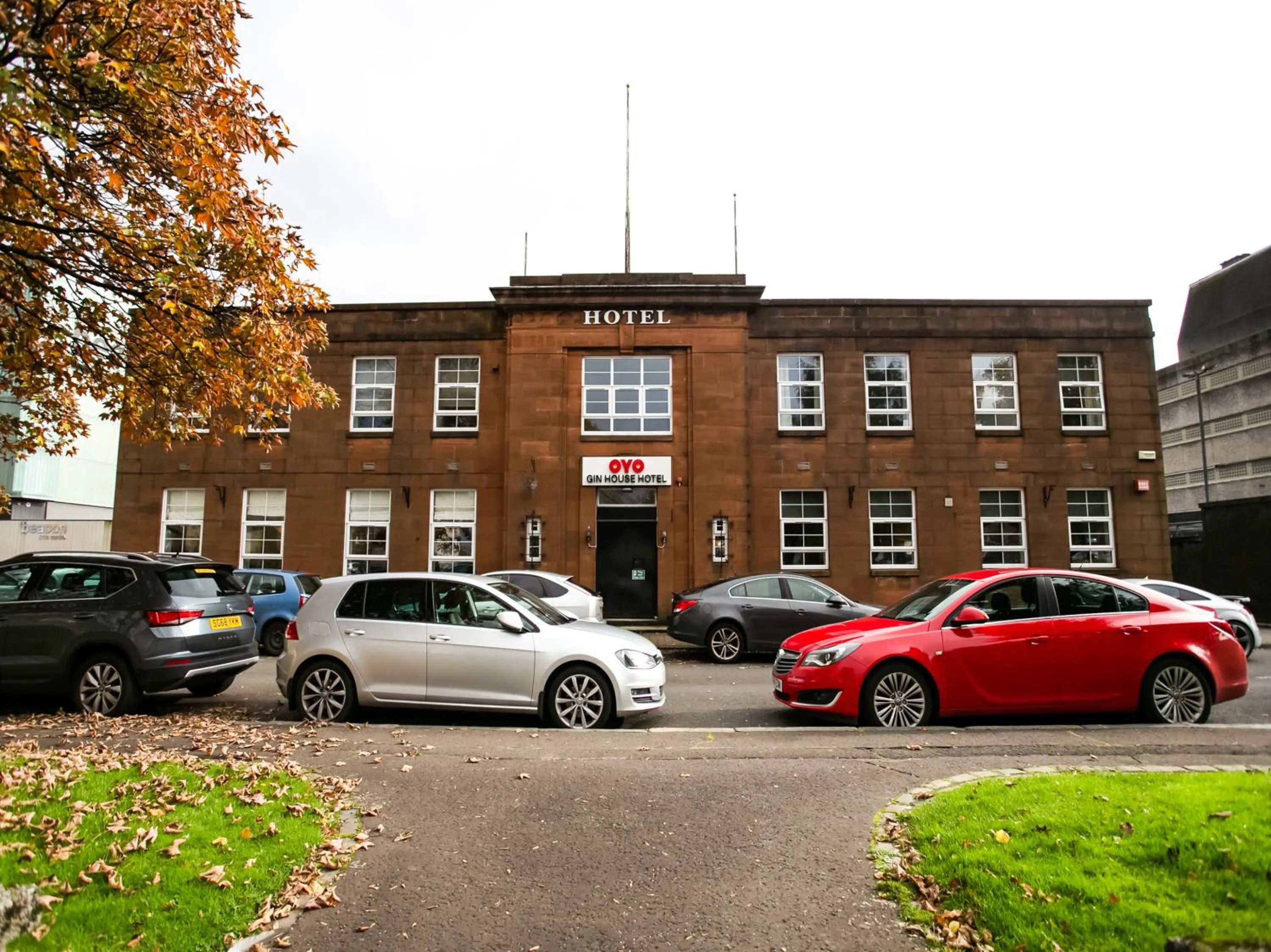 Property building in OYO Gin House Hotel