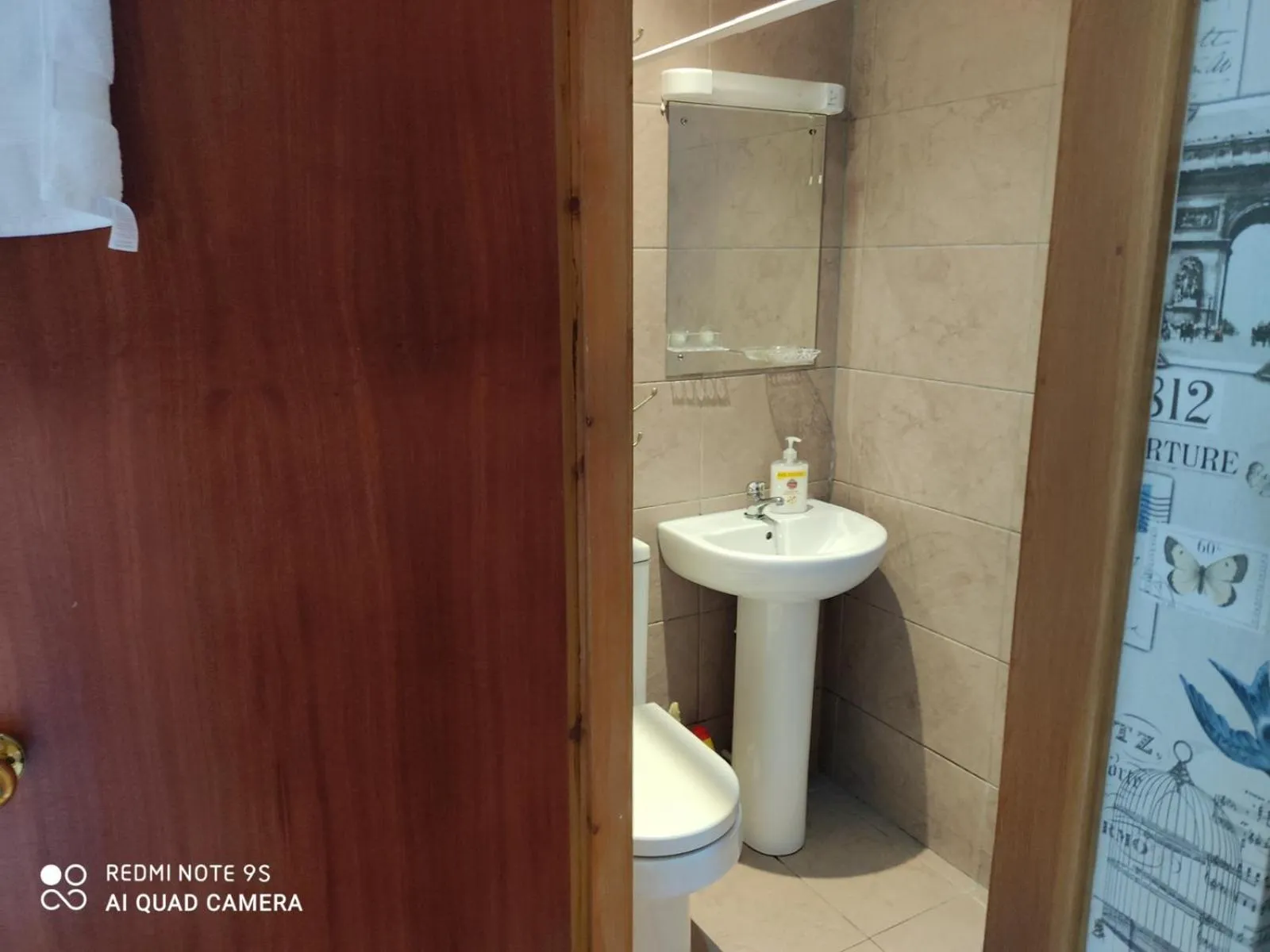 Bathroom in Jomarnic B&B