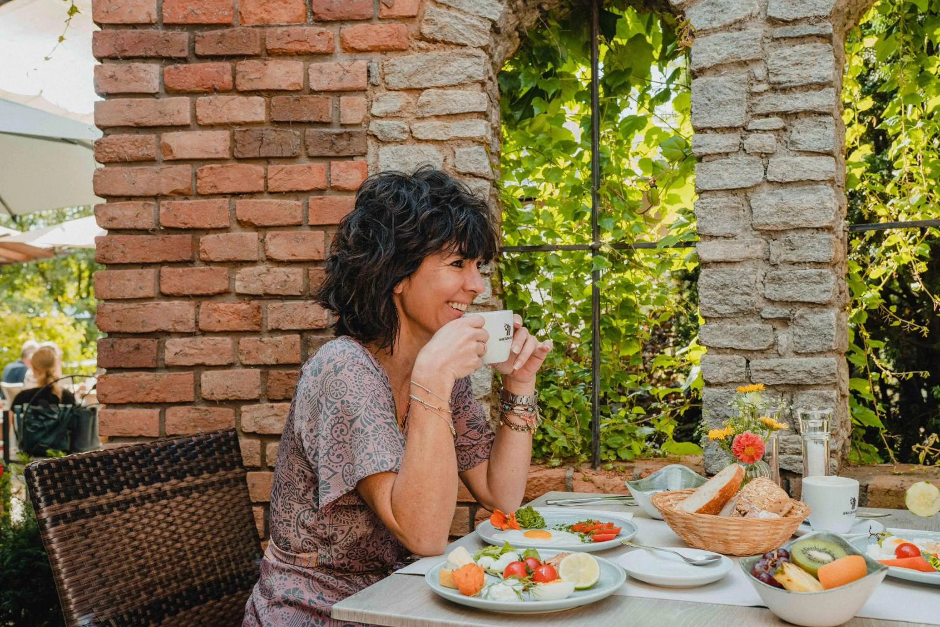 Breakfast in Garten-Hotel Ochensberger
