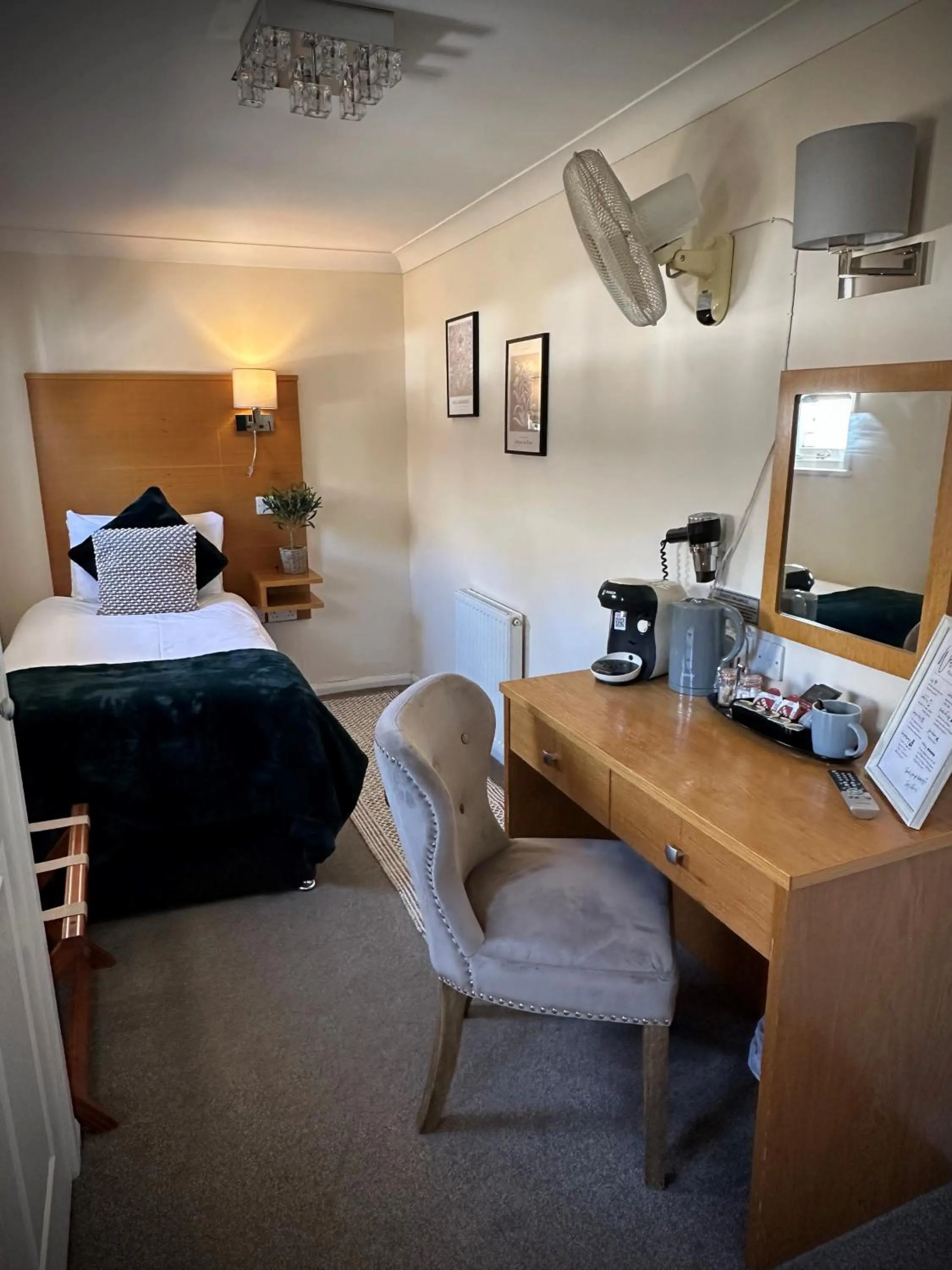 Bed in Slepe Hall Hotel