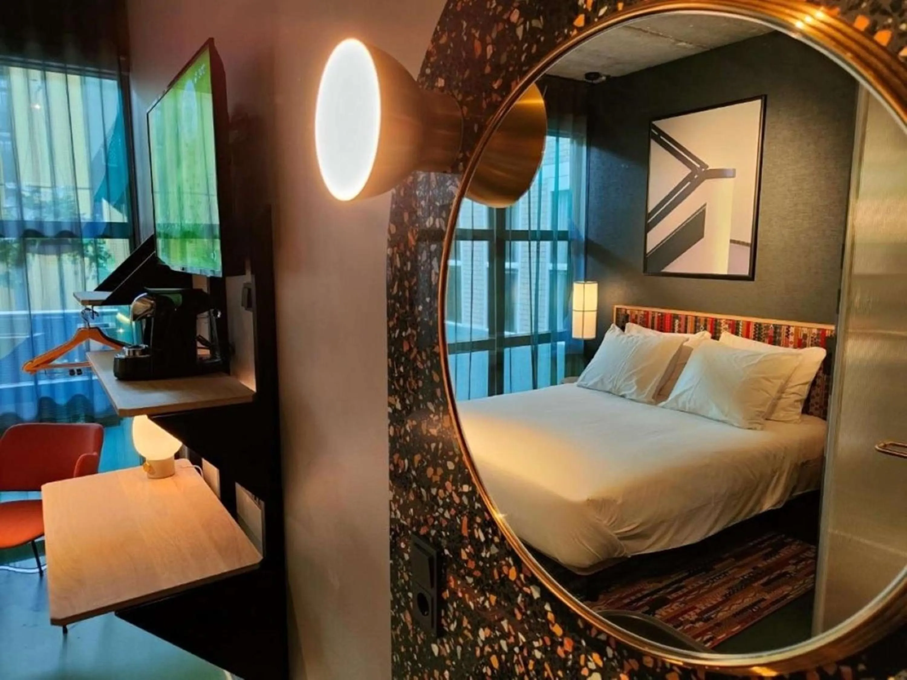 Bedroom, Bed in The Florian Amsterdam Schiphol Airport, WorldHotels Crafted
