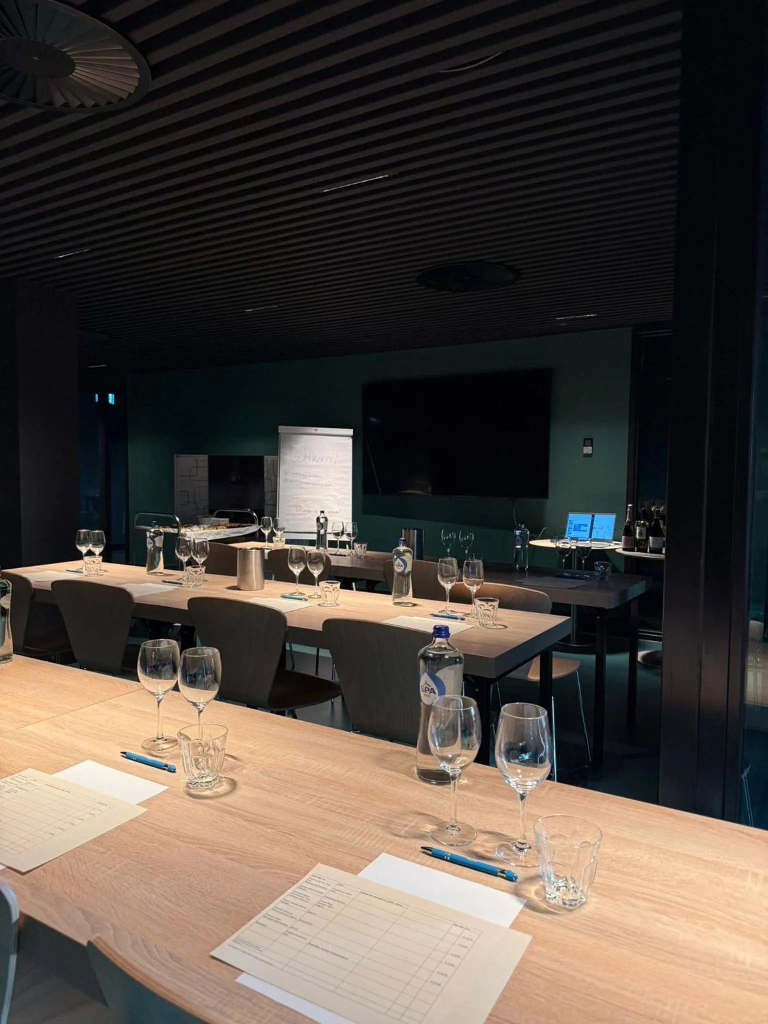 Evening entertainment in The Florian Amsterdam Schiphol Airport, WorldHotels Crafted