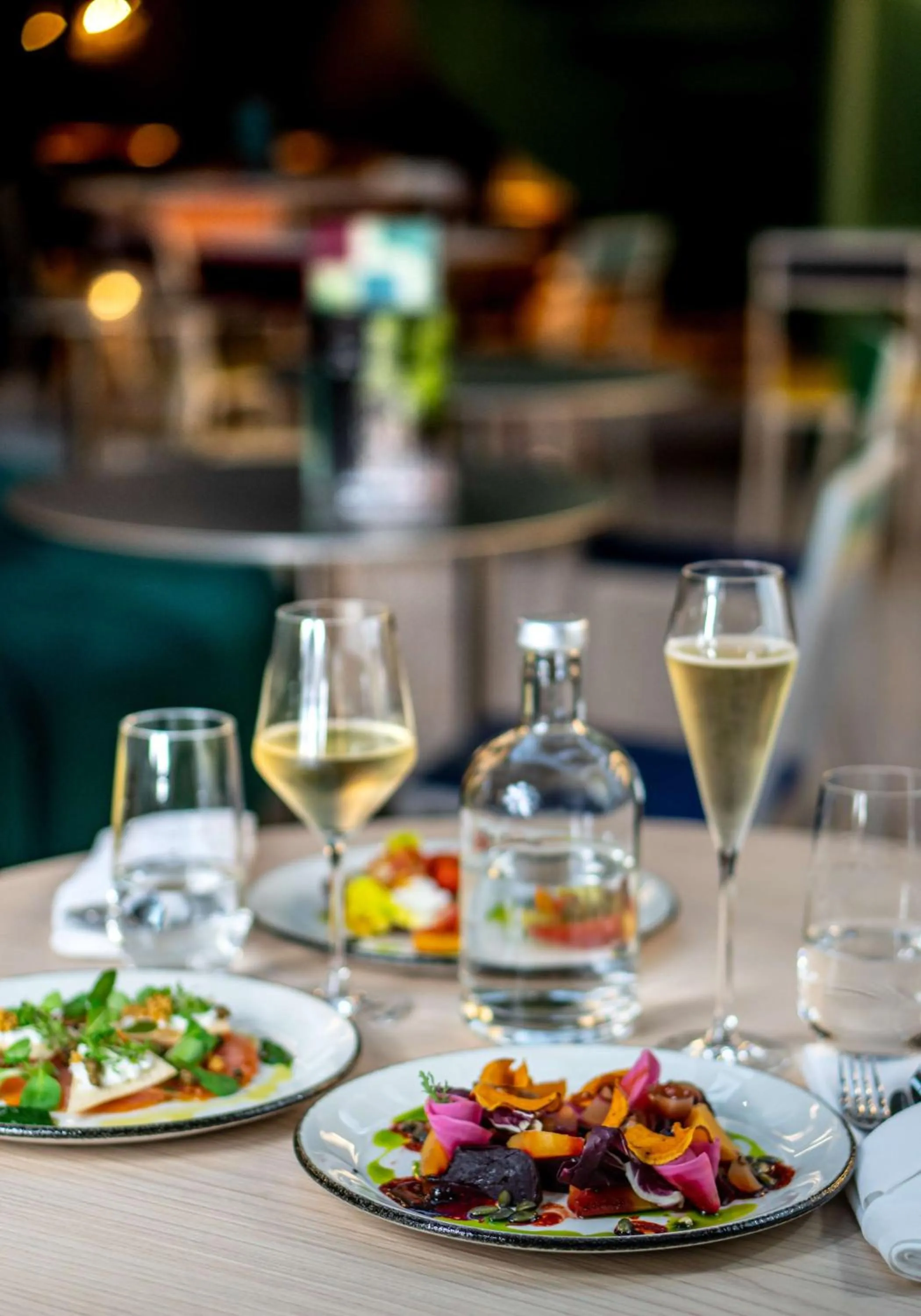 Food and drinks in The Florian Amsterdam Schiphol Airport, WorldHotels Crafted