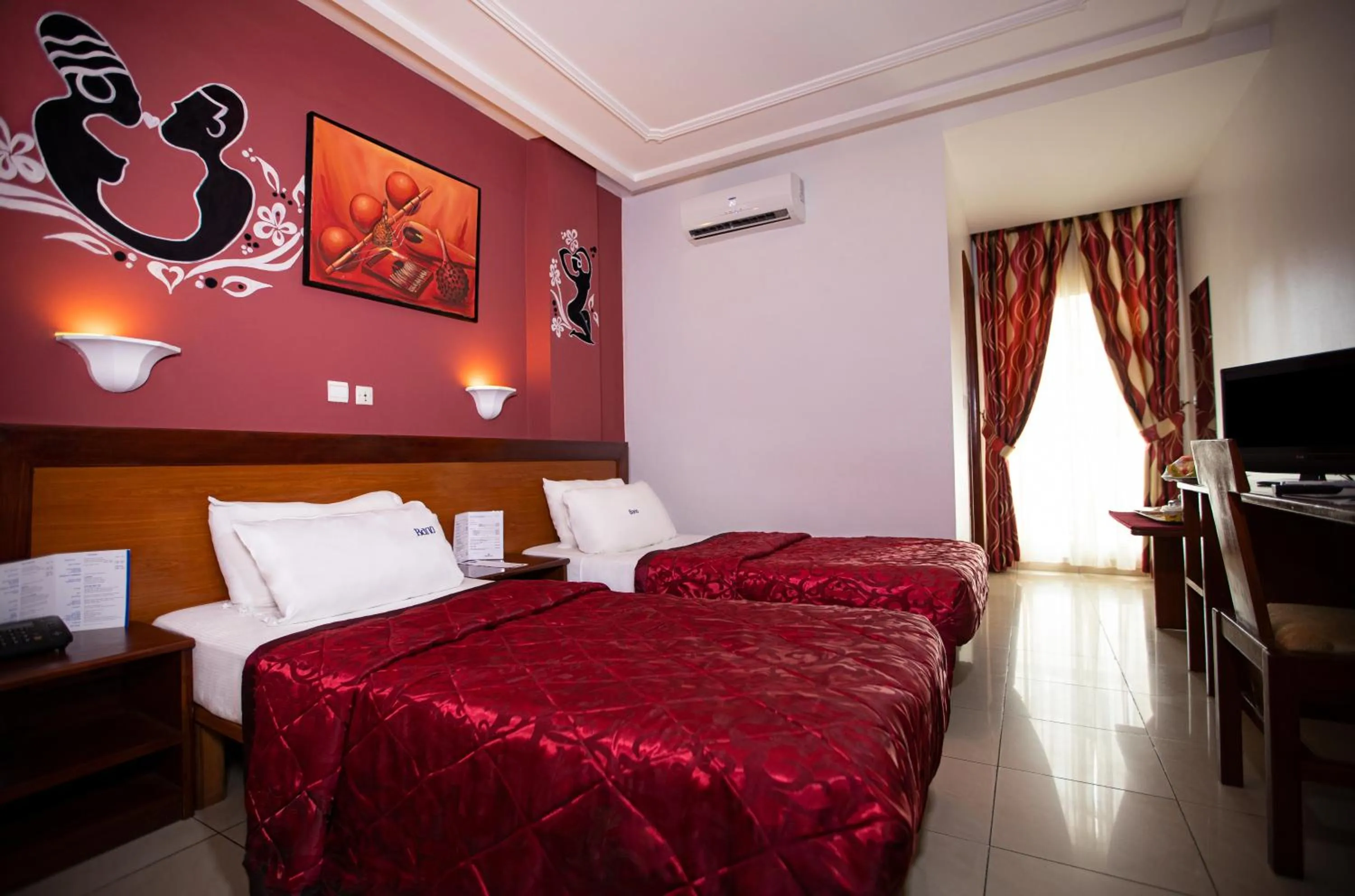 Bed in Bano Palace Hotel