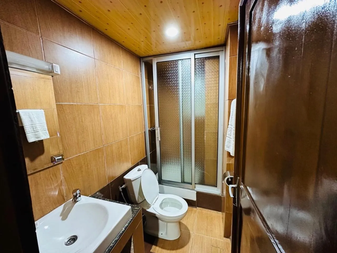 Shower in YAAHOT Hotel