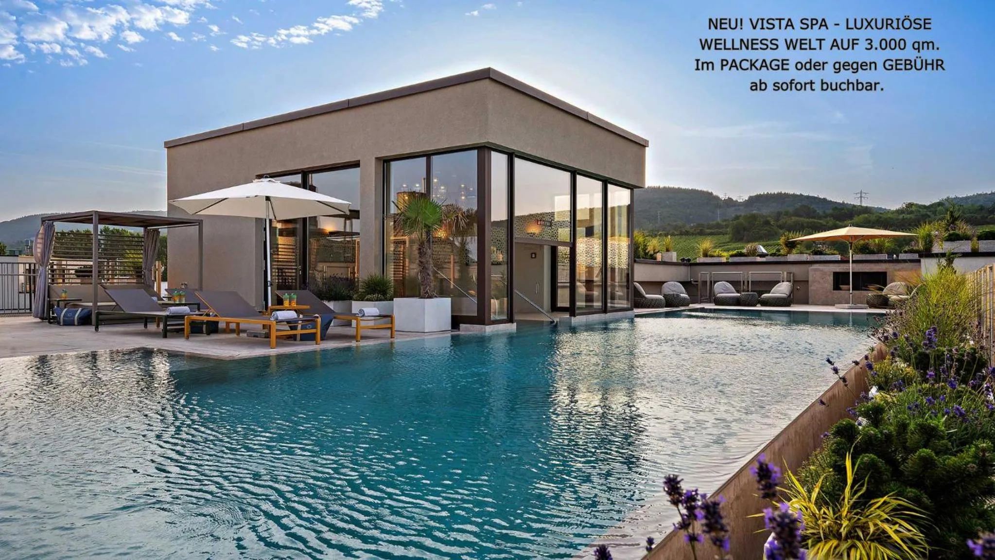 Swimming pool in Hotel Villa Toskana