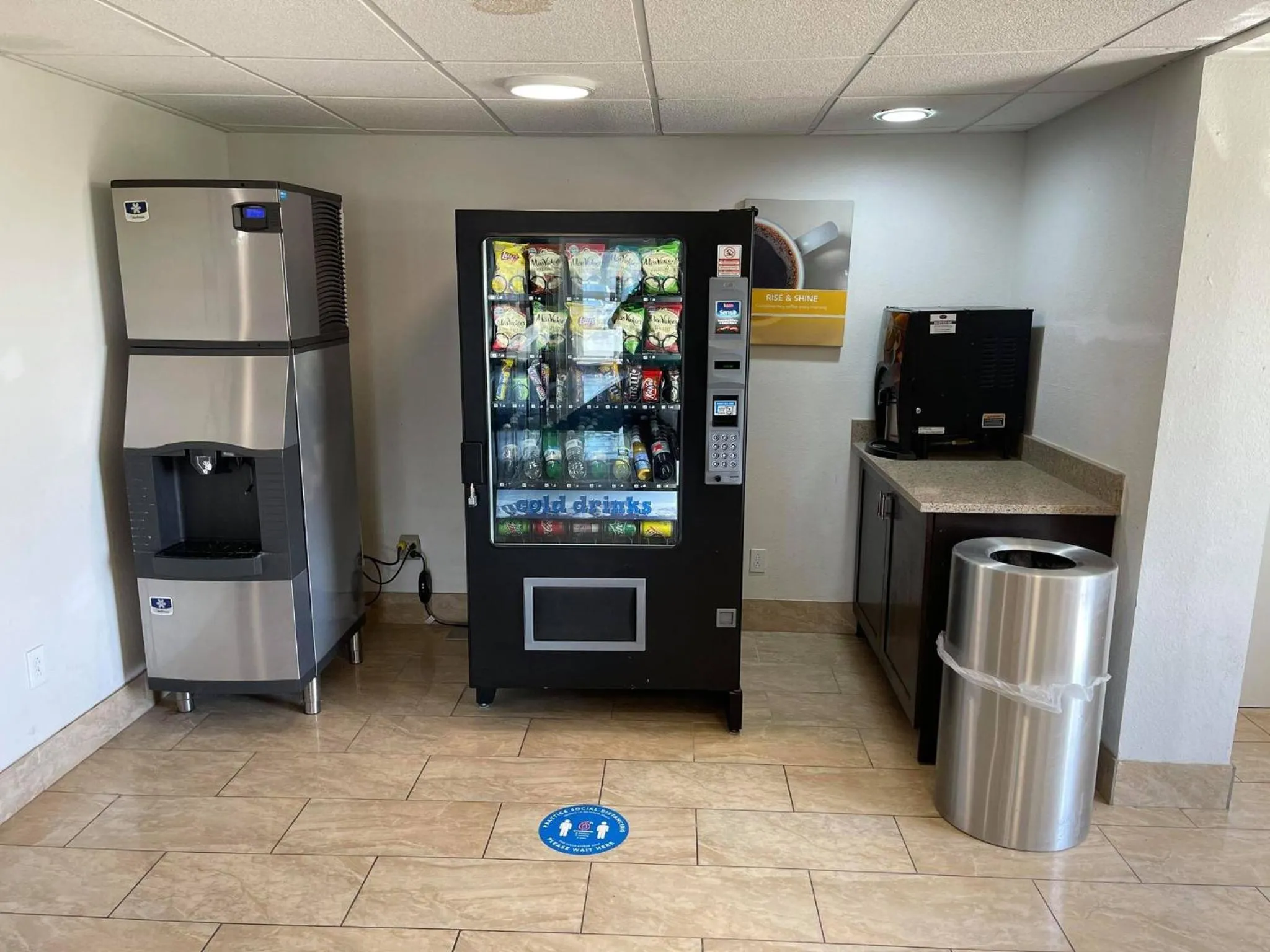 Shopping Area in Peoria, IL