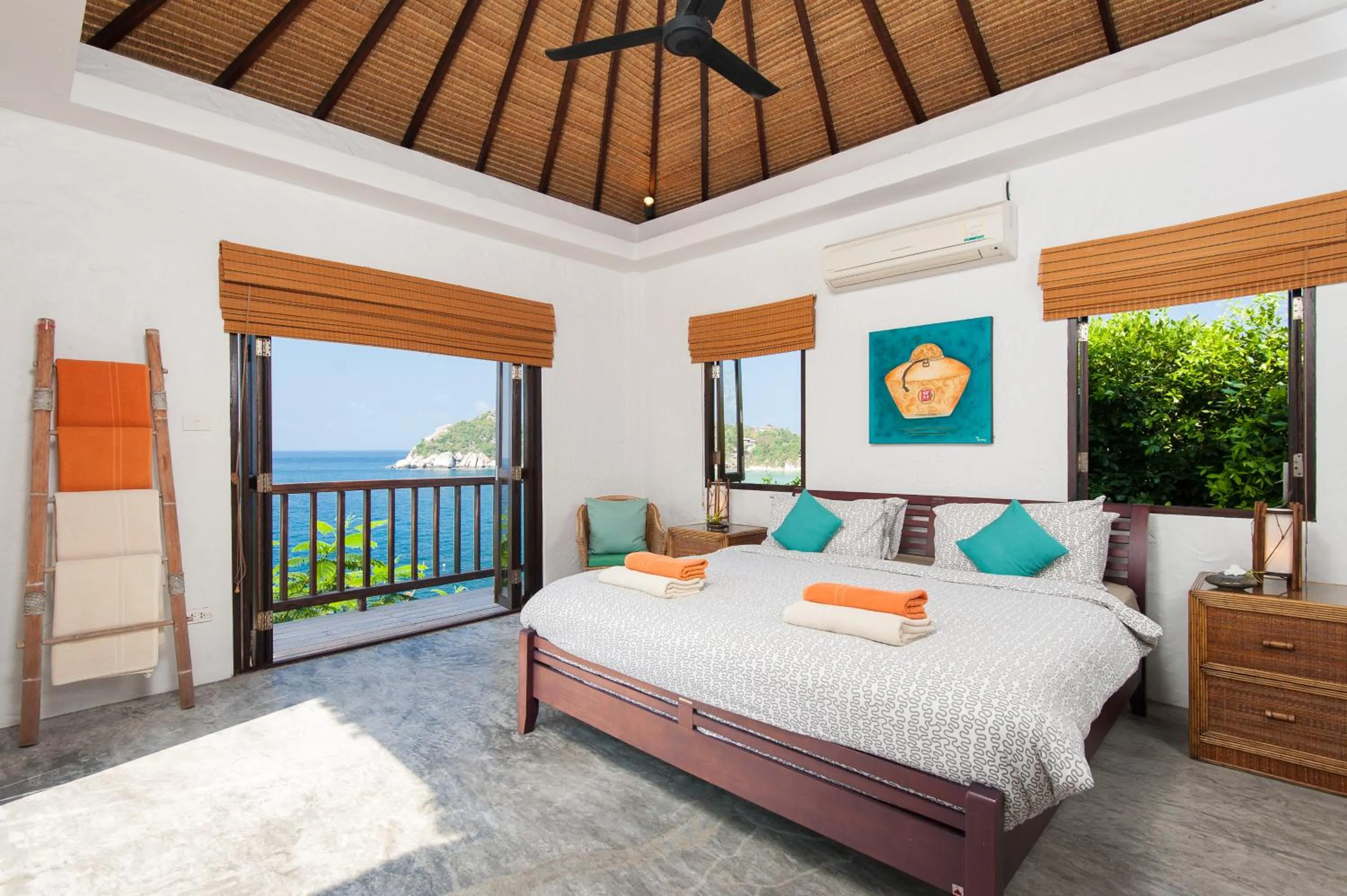 Day, Bed in Cape Shark Villas