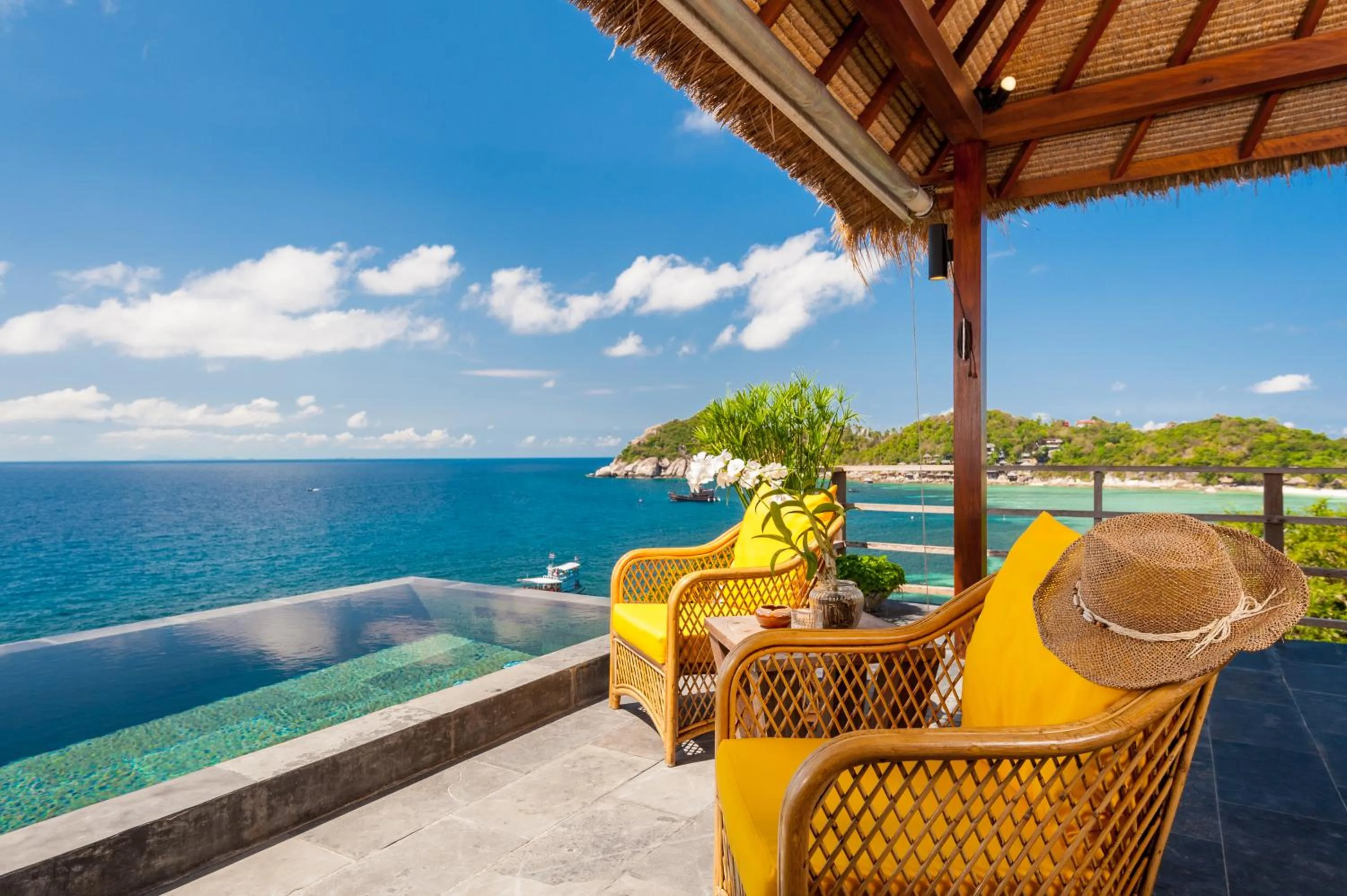 Swimming pool in Cape Shark Villas