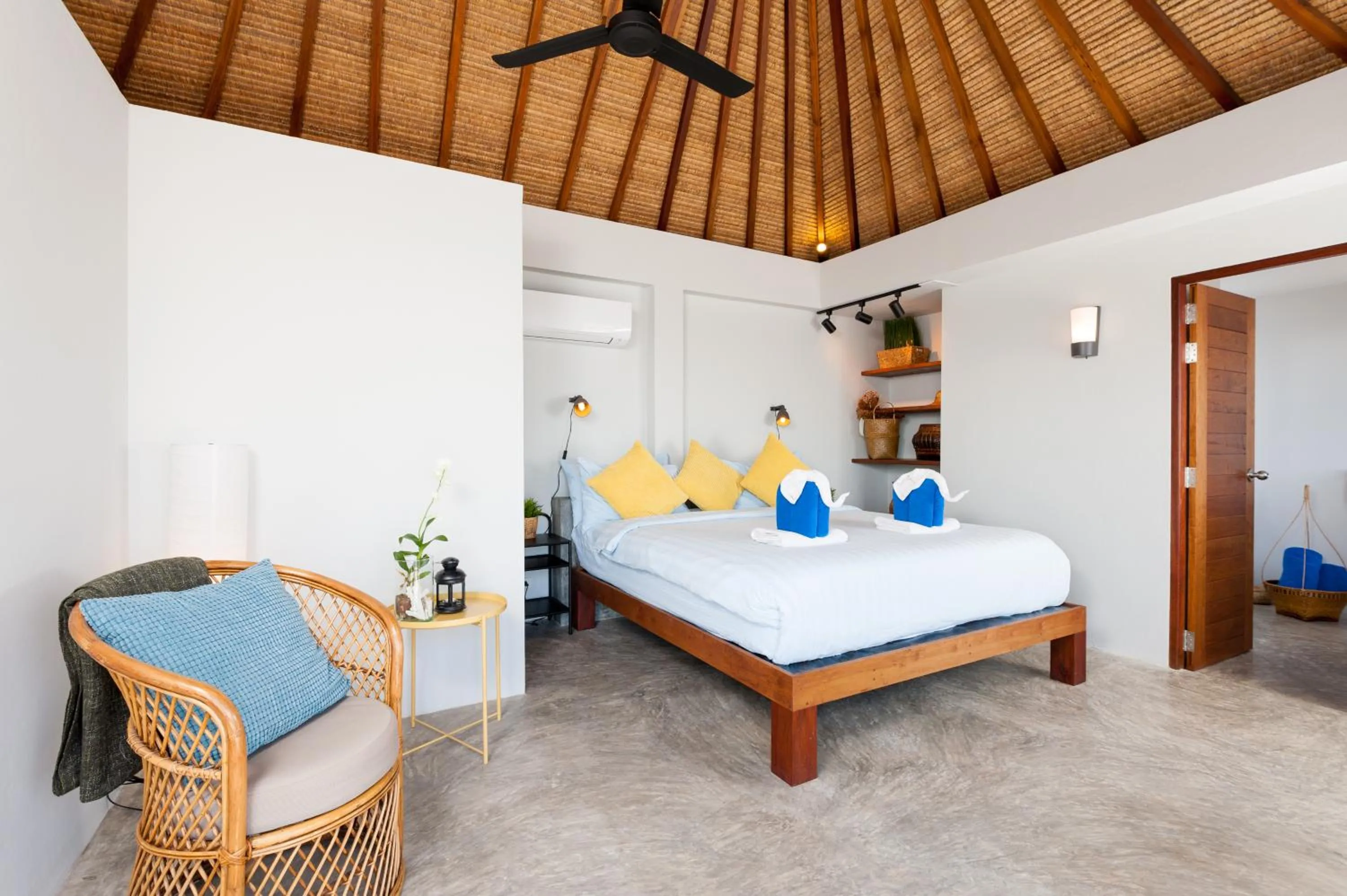 Bedroom, Bed in Cape Shark Villas