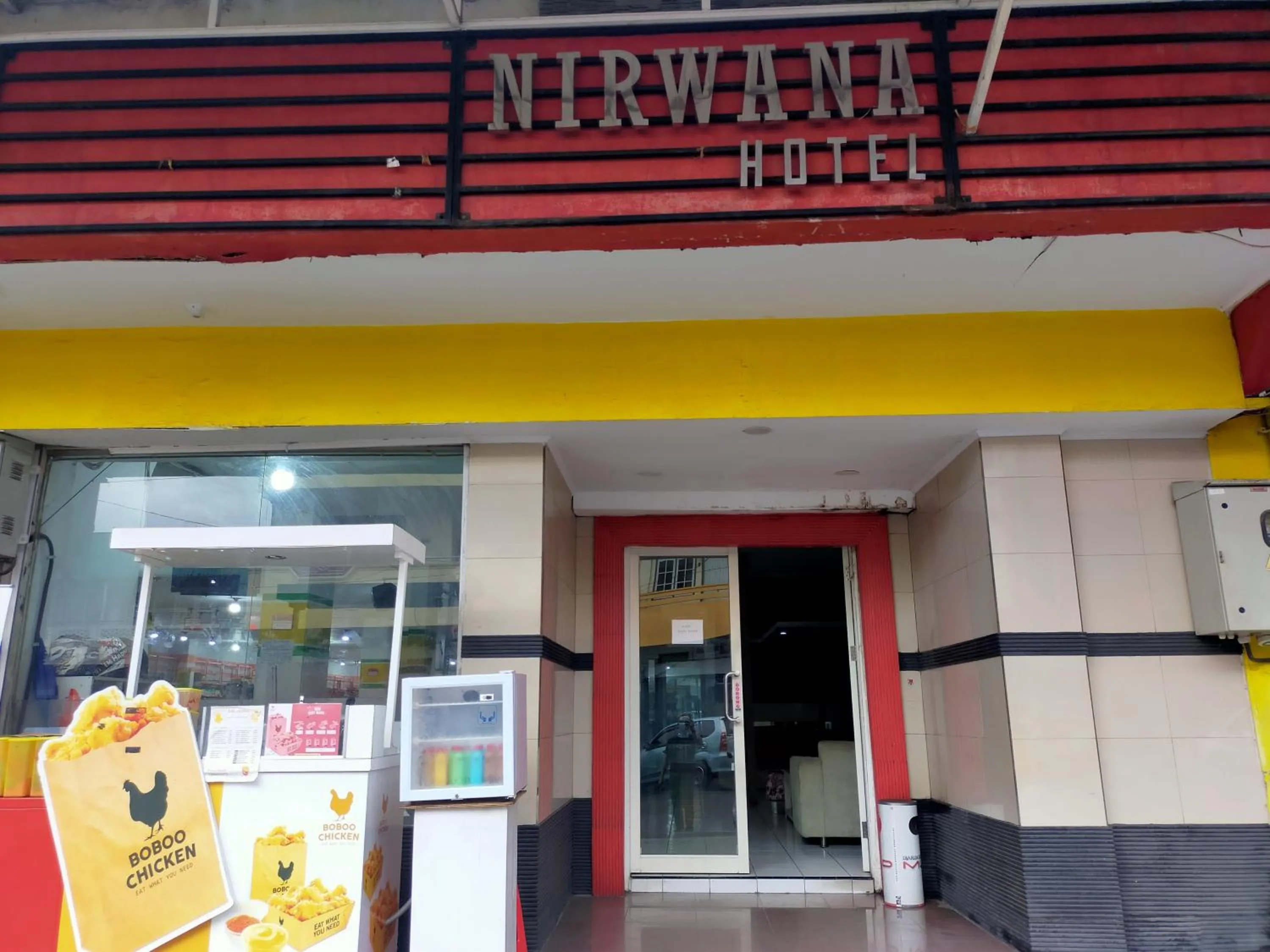 Facade/entrance in Hotel Nirwana Ternate RedPartner