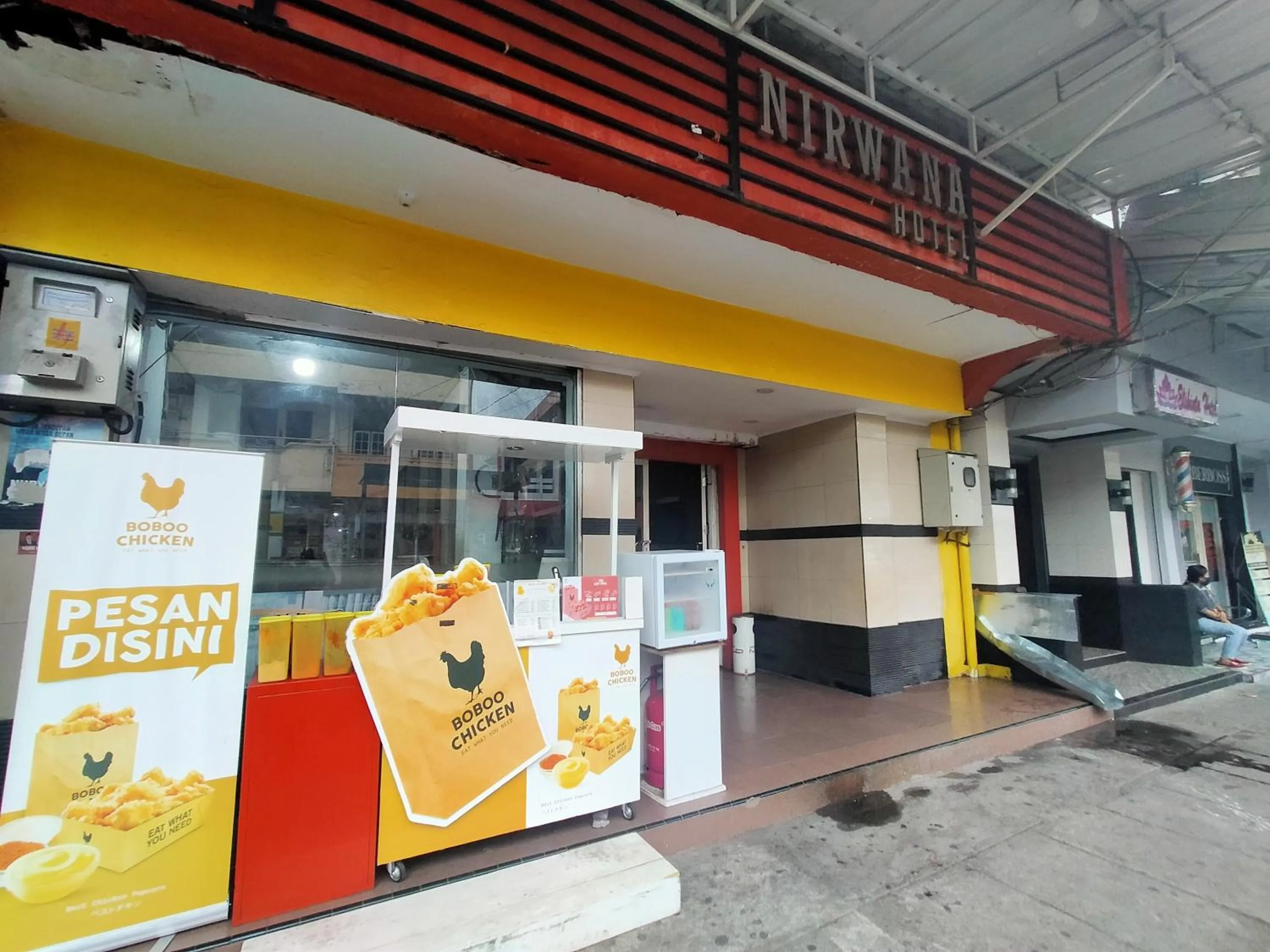 Facade/entrance in Hotel Nirwana Ternate RedPartner