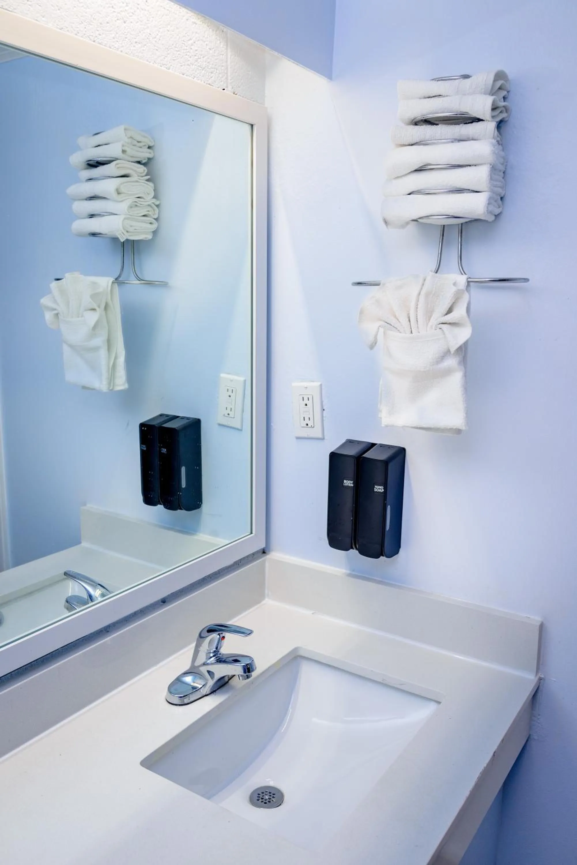 towels in Heart of Manteo