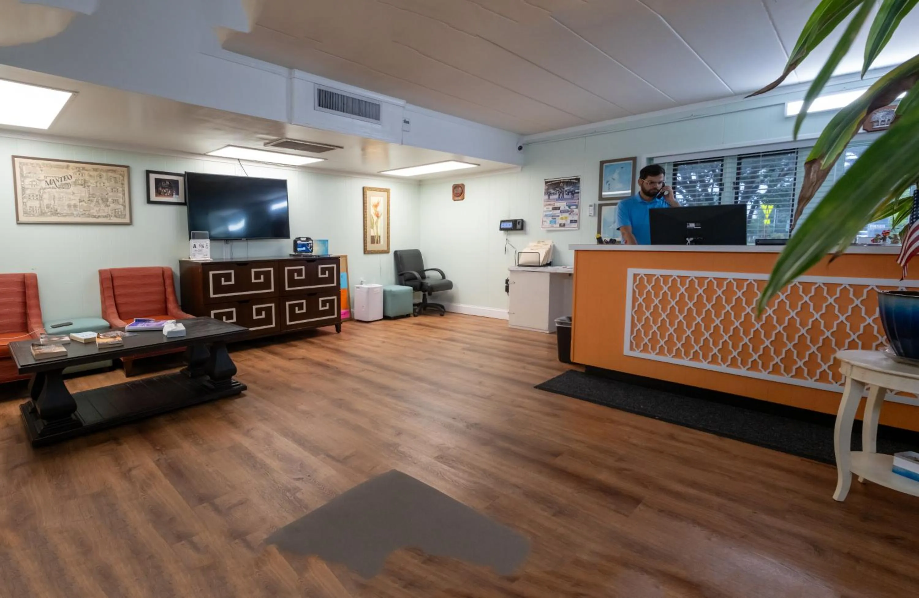 Lobby or reception in Heart of Manteo