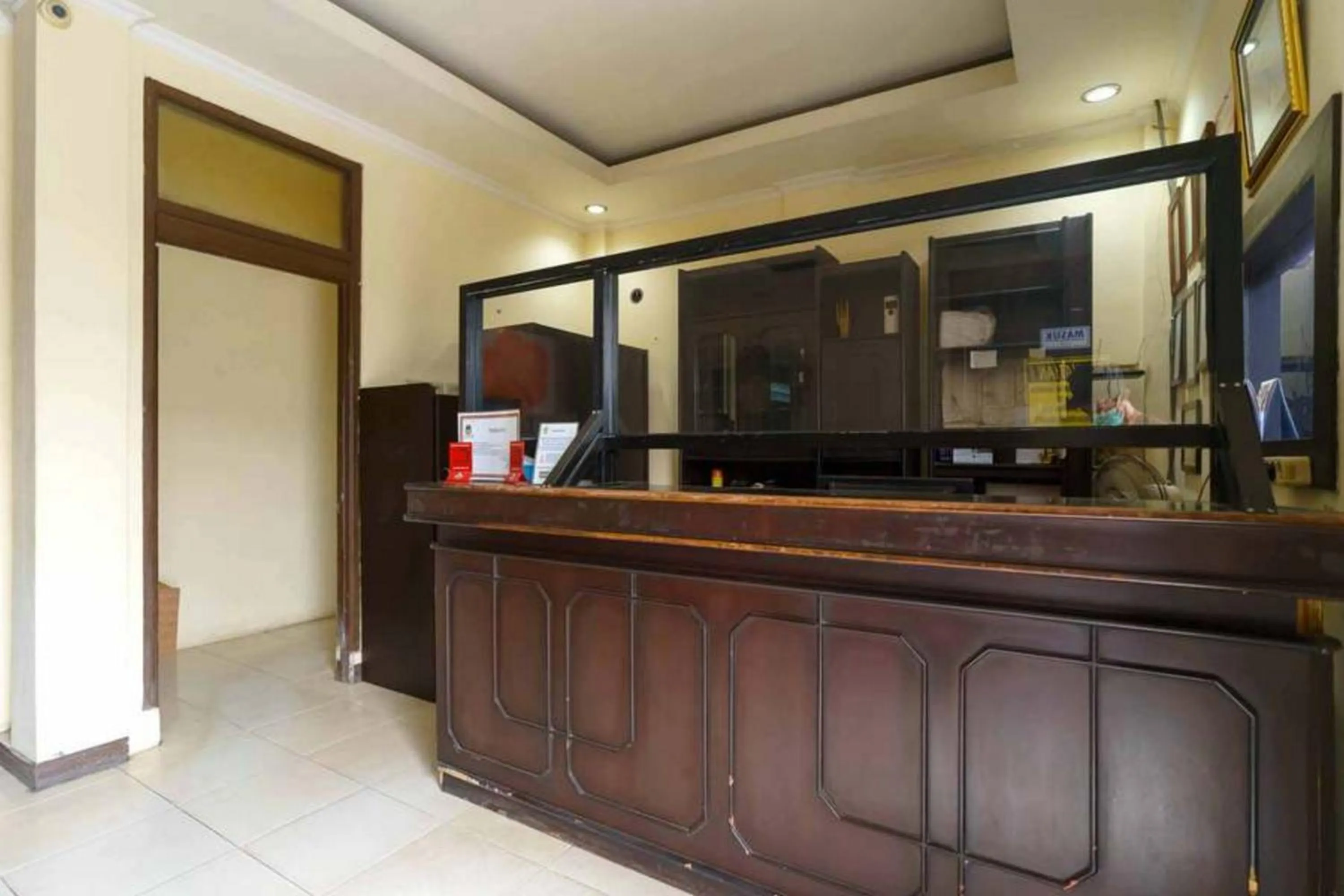 Lobby or reception in RedDoorz at Dwipa Wisata Hotel Lampung