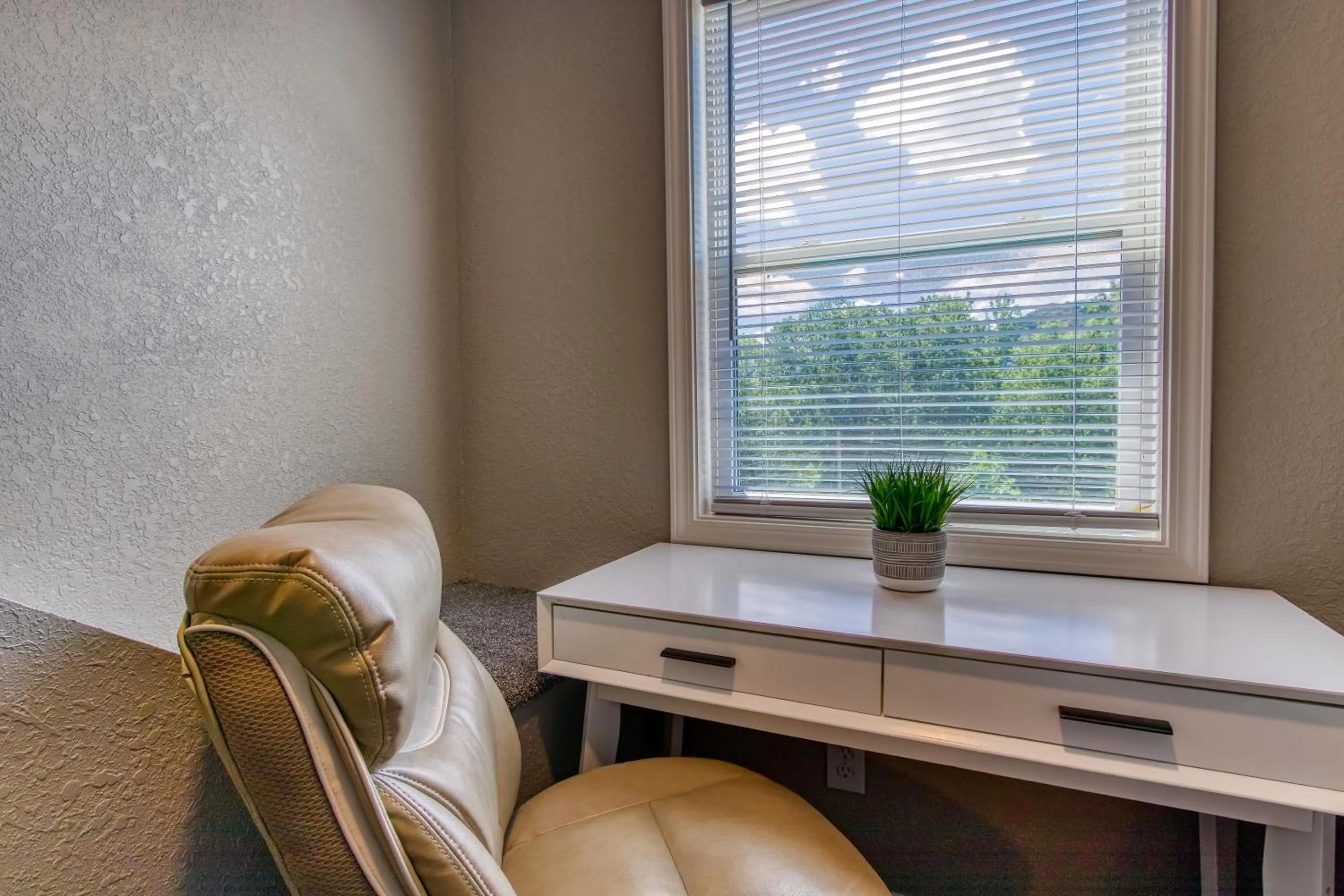 Other in Rustic River Lodge by HoneyBearCabins 7BR 6BA sleeps 21