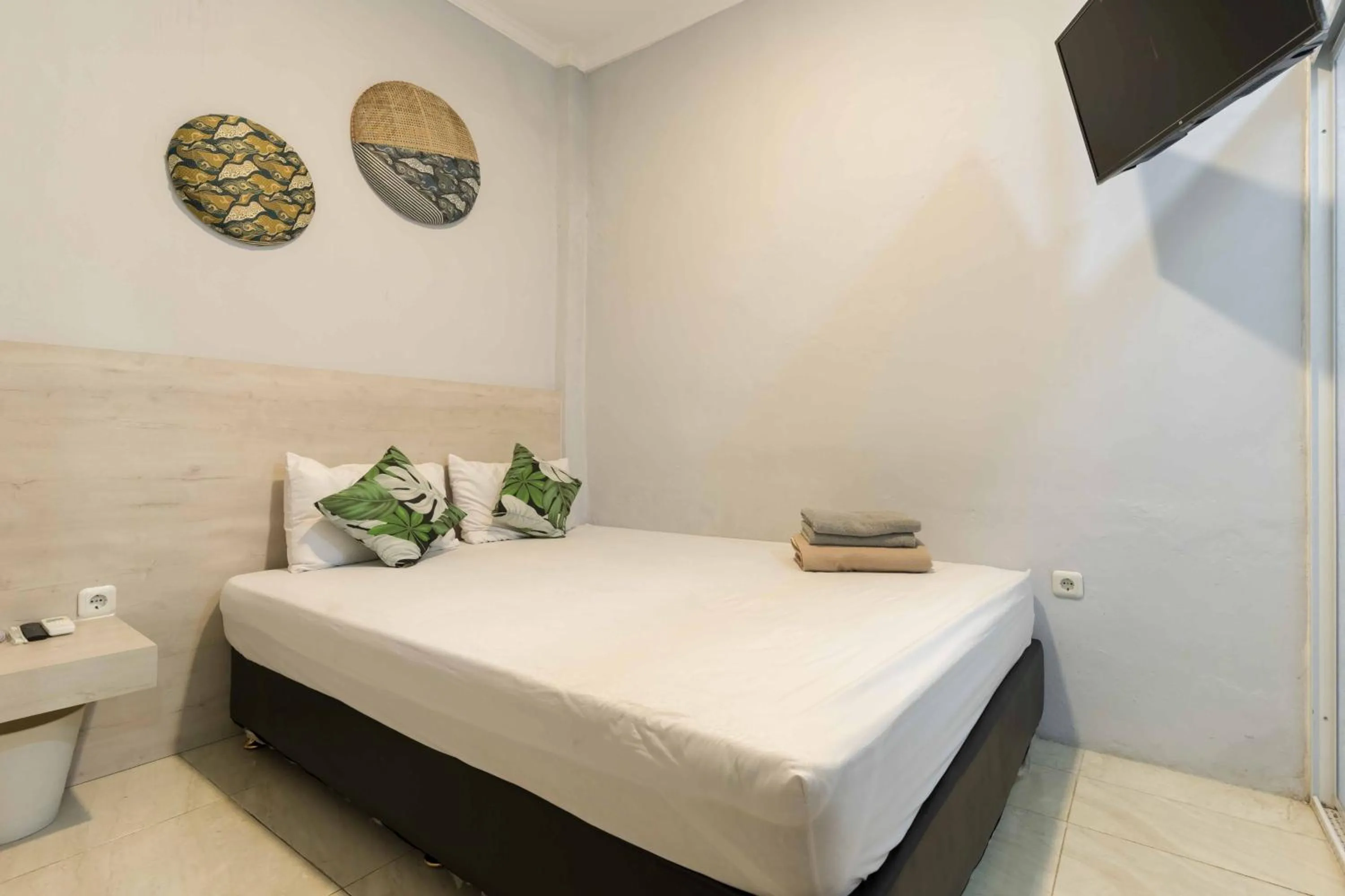 Bed in Elite Residence near UIN University