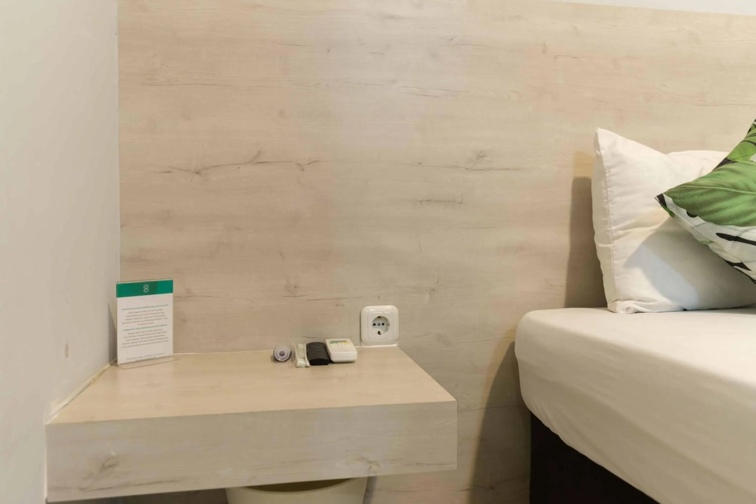 Bed in Elite Residence near UIN University