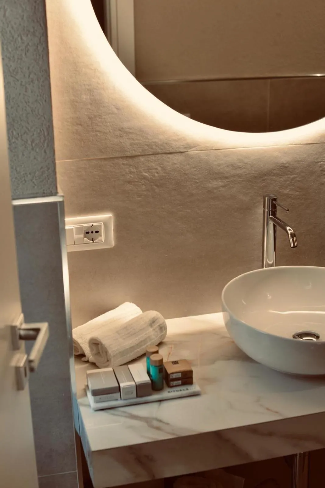 Palermo Inn Boutique Hotel