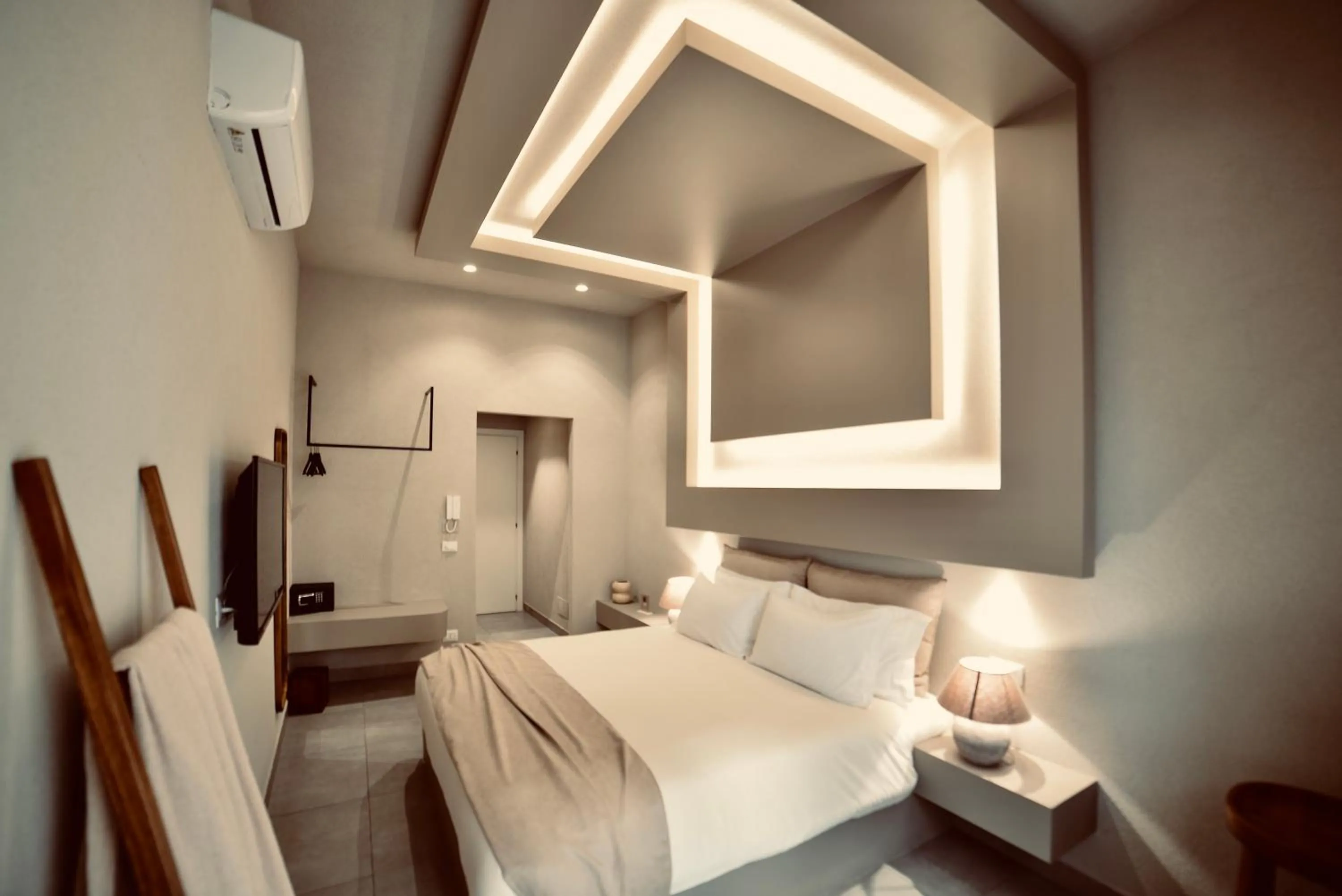 Bed in Palermo Inn Boutique Hotel