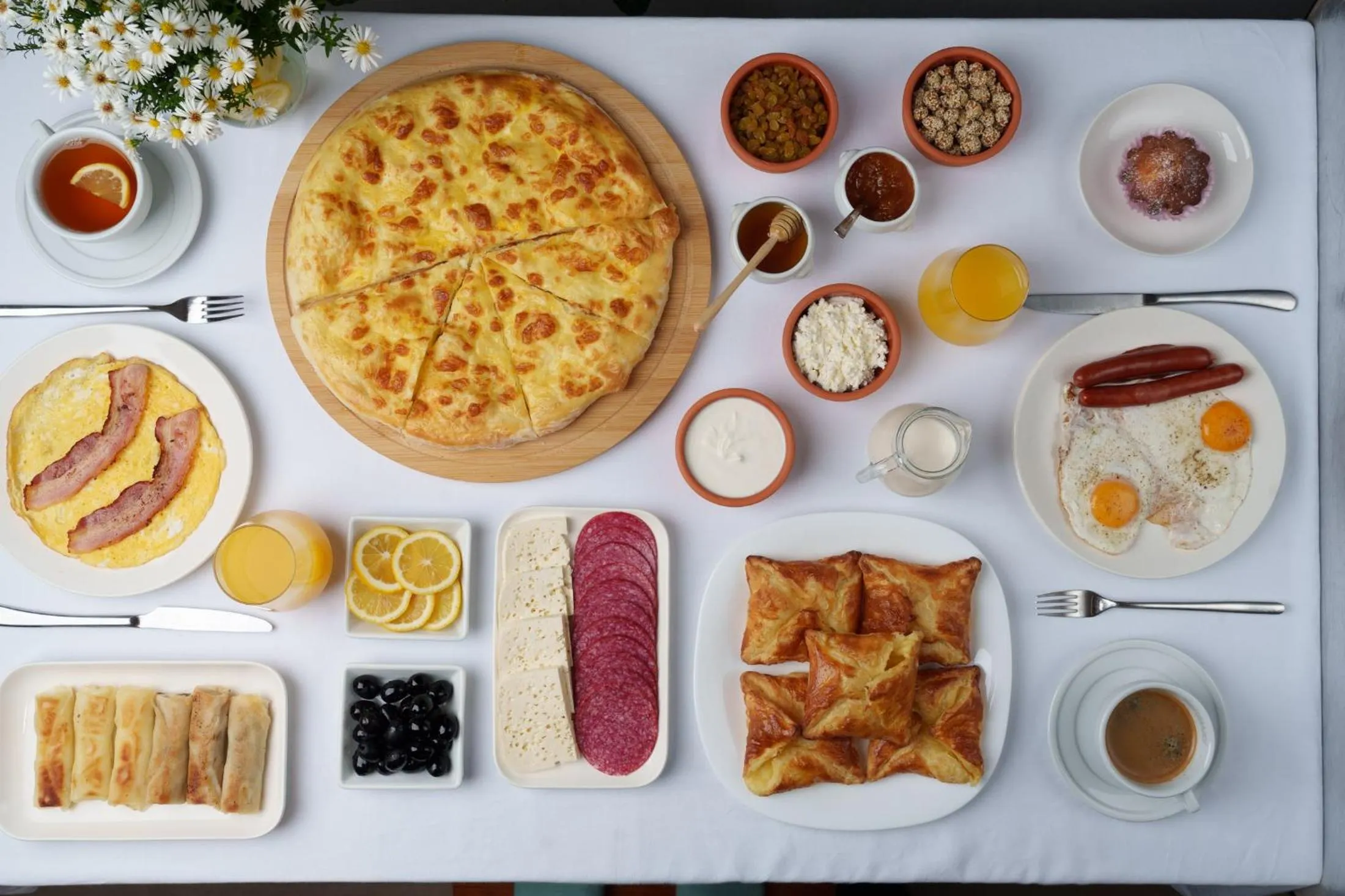 Food and drinks in Eleven Inn Tbilisi