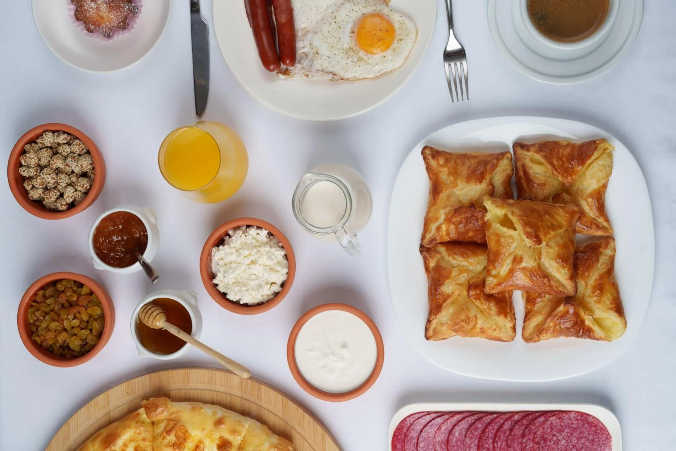 Food and drinks in Eleven Inn Tbilisi