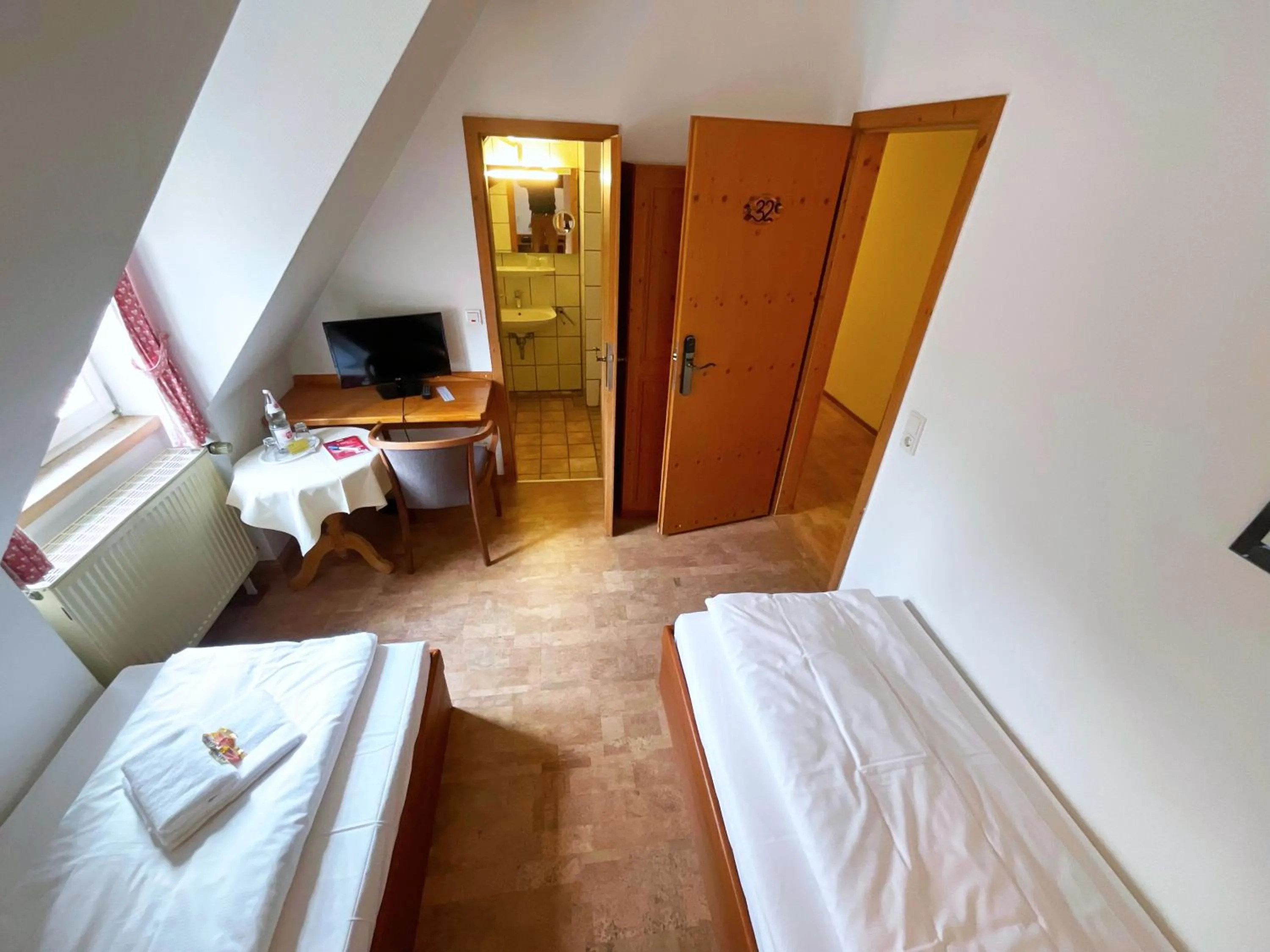 Photo of the whole room, Bed in Hotel Brauhaus Wiesenmühle