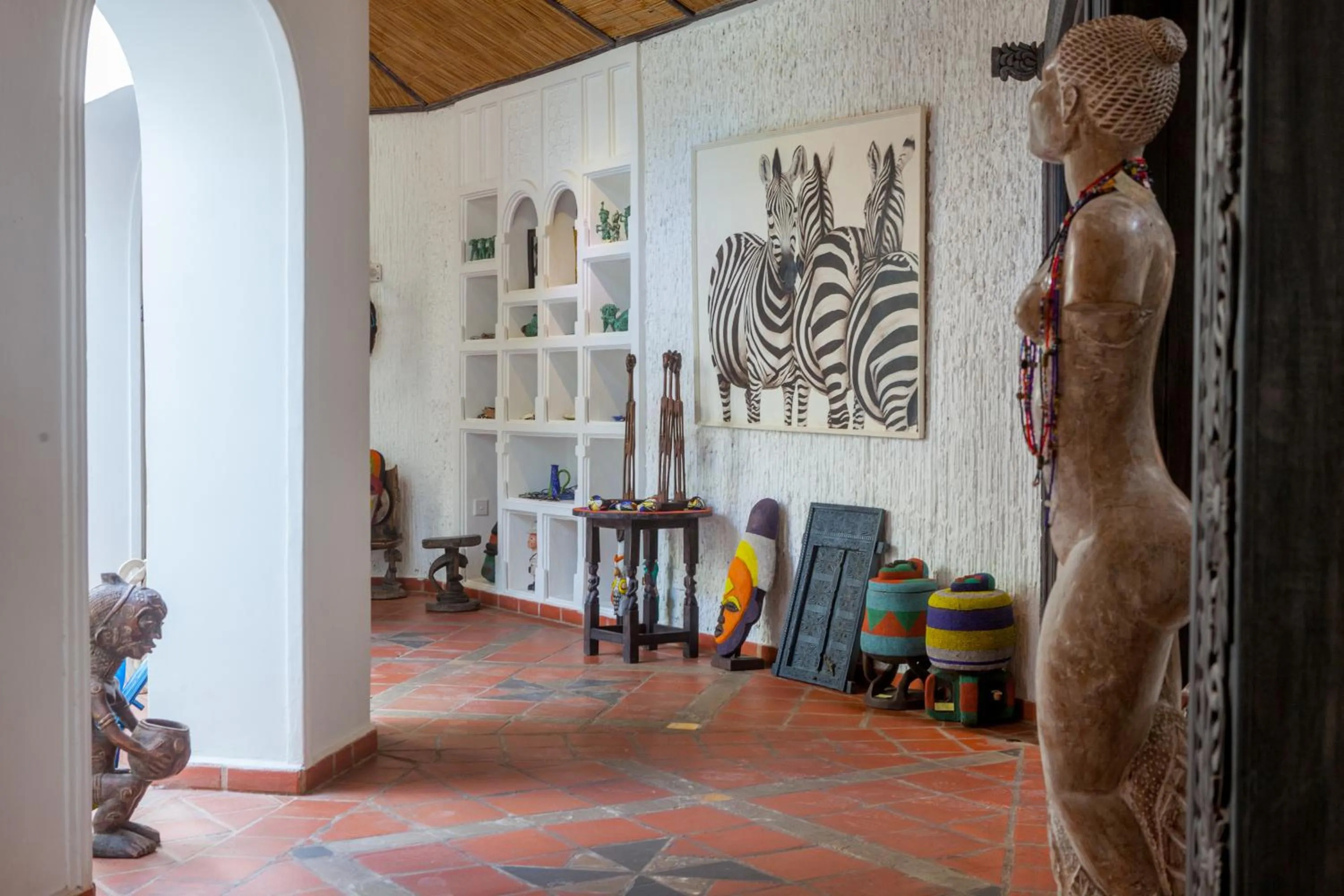 On-site shops in The Maji Beach Boutique Hotel -Adults Only