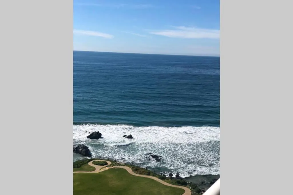 Beachfront Condo close Puerto Nuevo, Papas, and Valle de Guadalupe