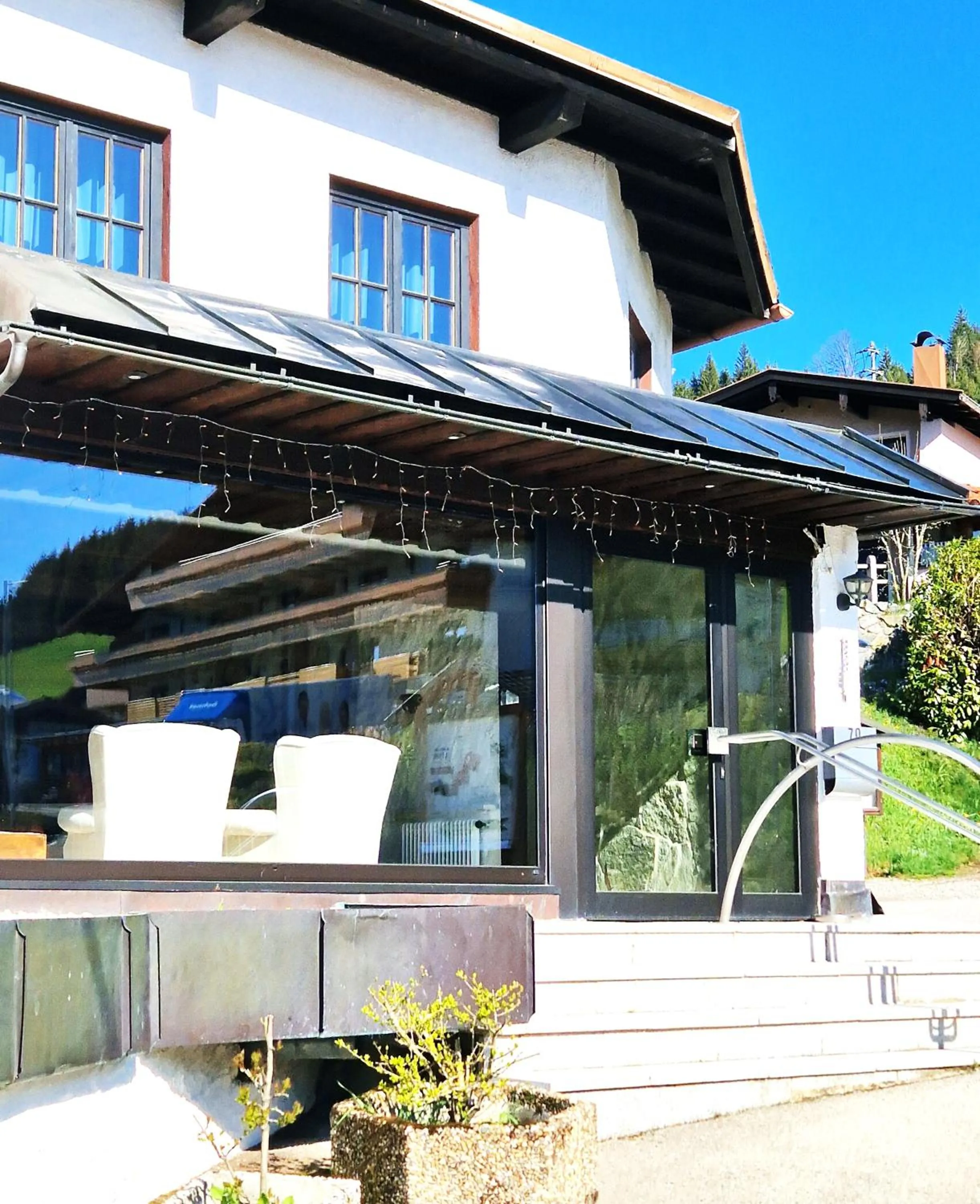 Property building in HOTEL WALDHORN