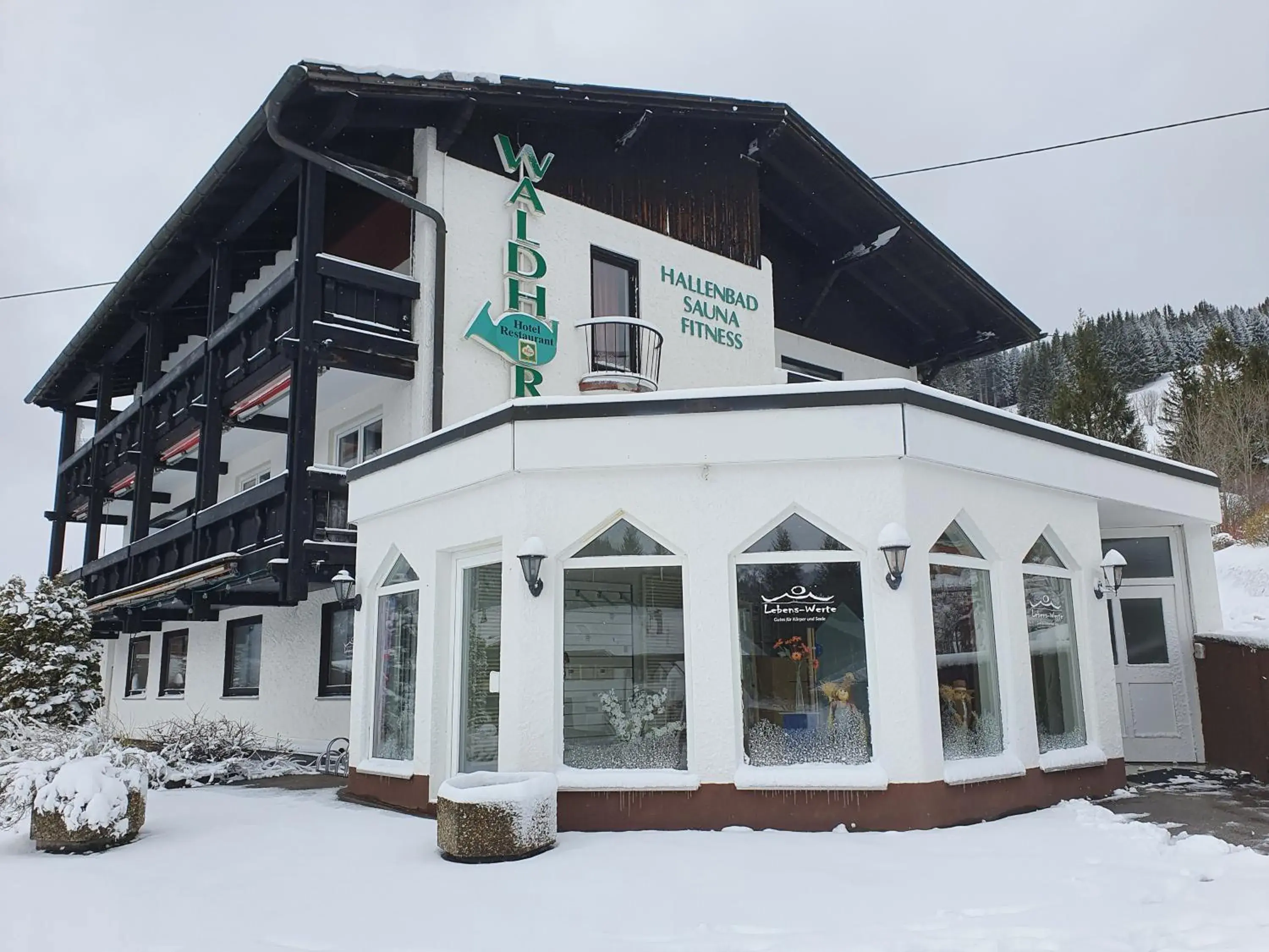 HOTEL WALDHORN HOTEL WALDHORN