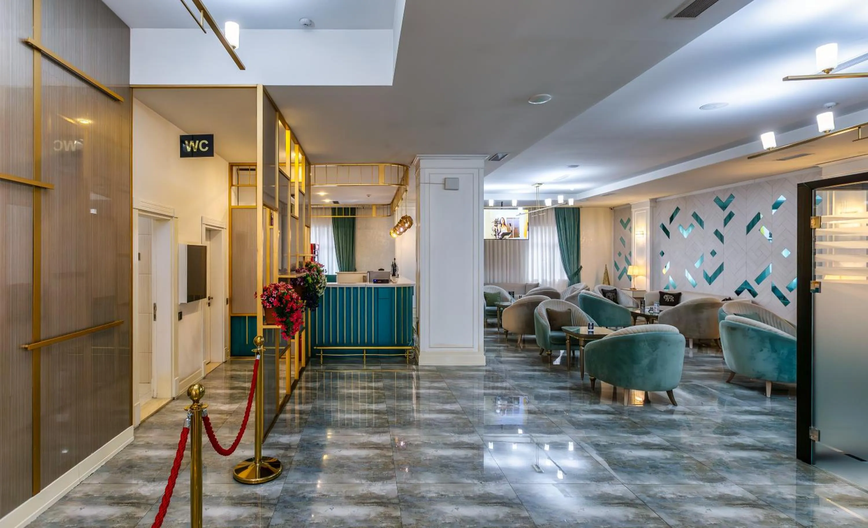 Living room in ALBA HOTEL & SPA