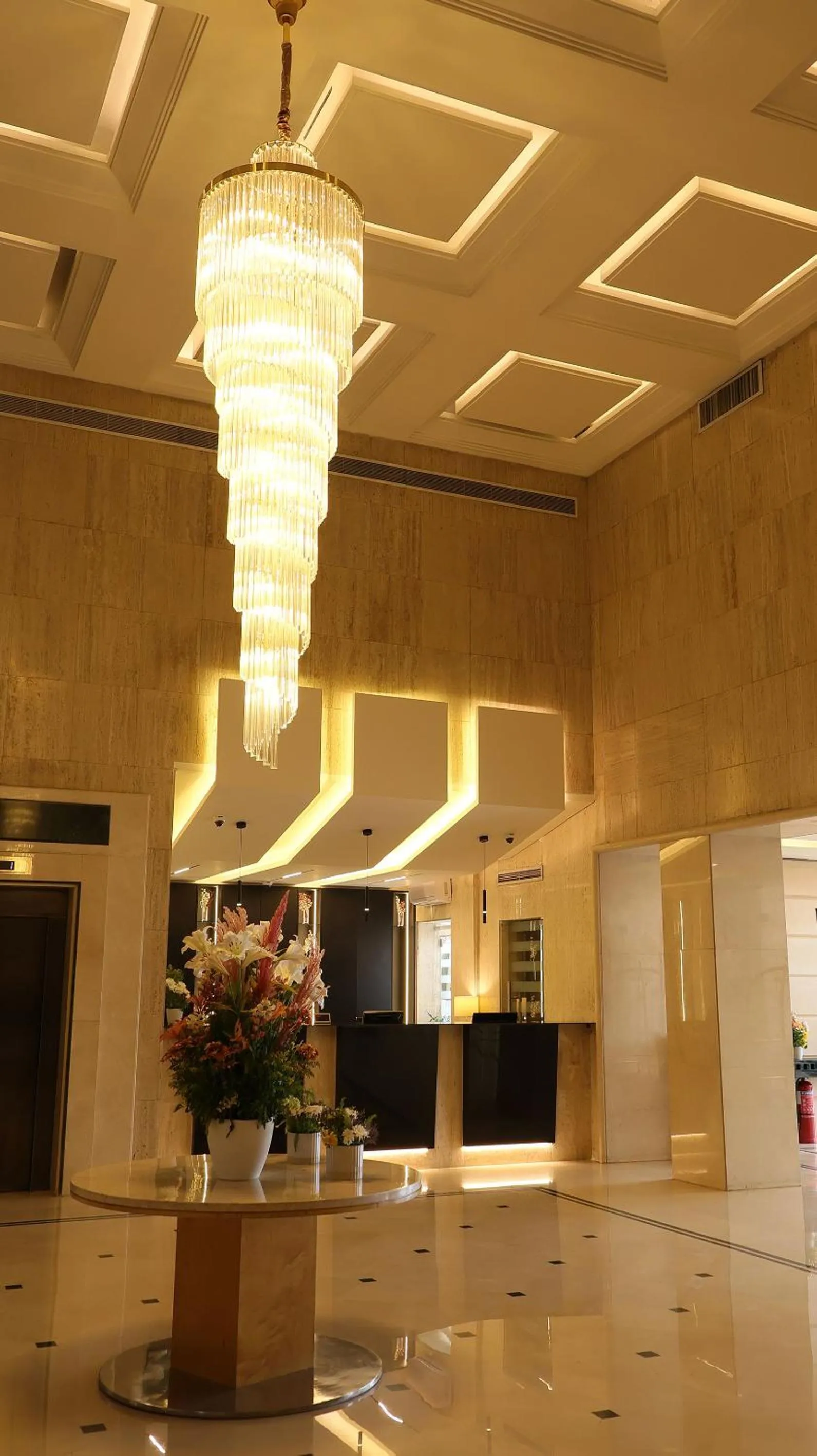 Riviera Hotel and Beach Lounge, Beirut