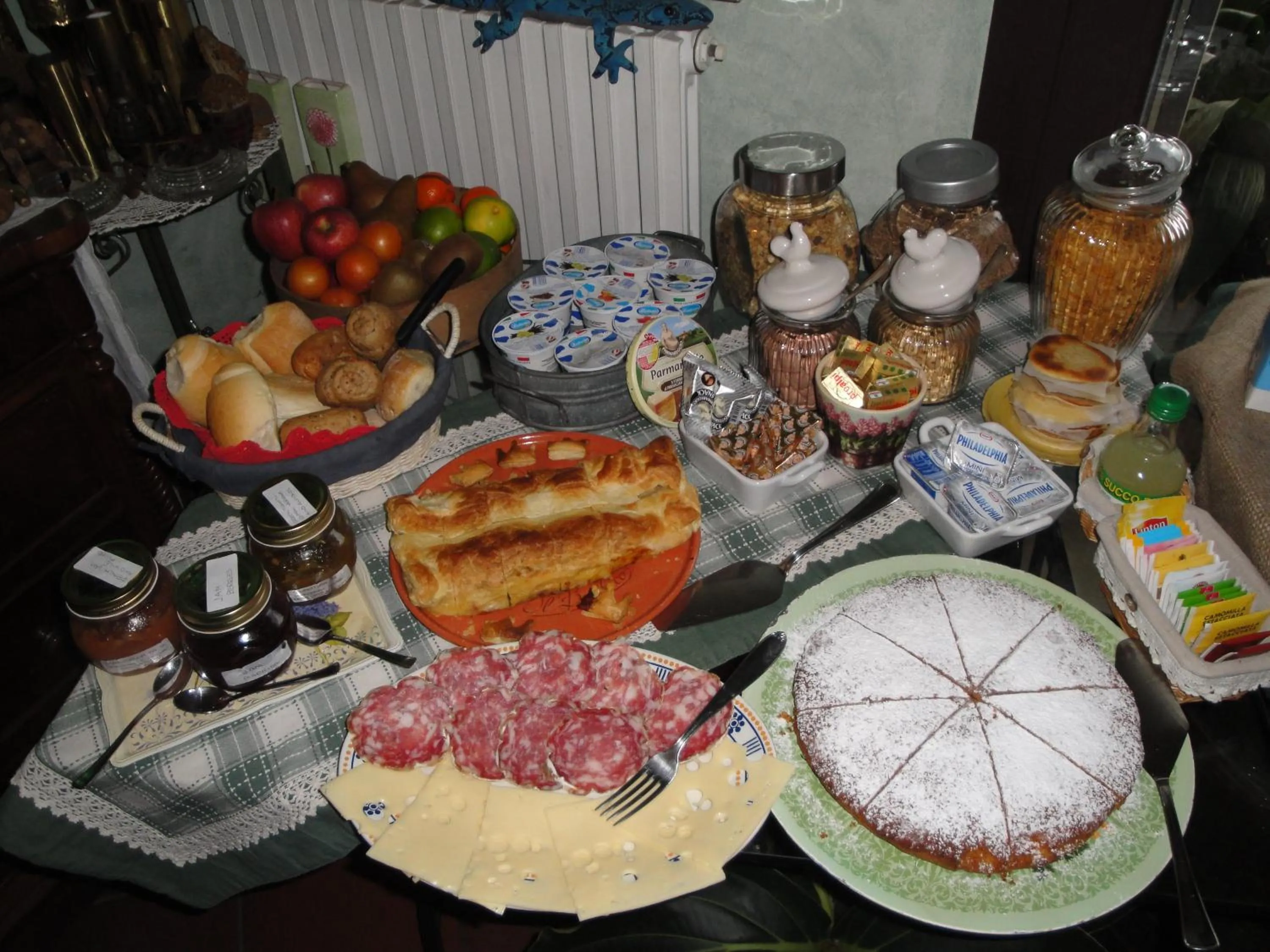 Food and drinks in The Queen Tower