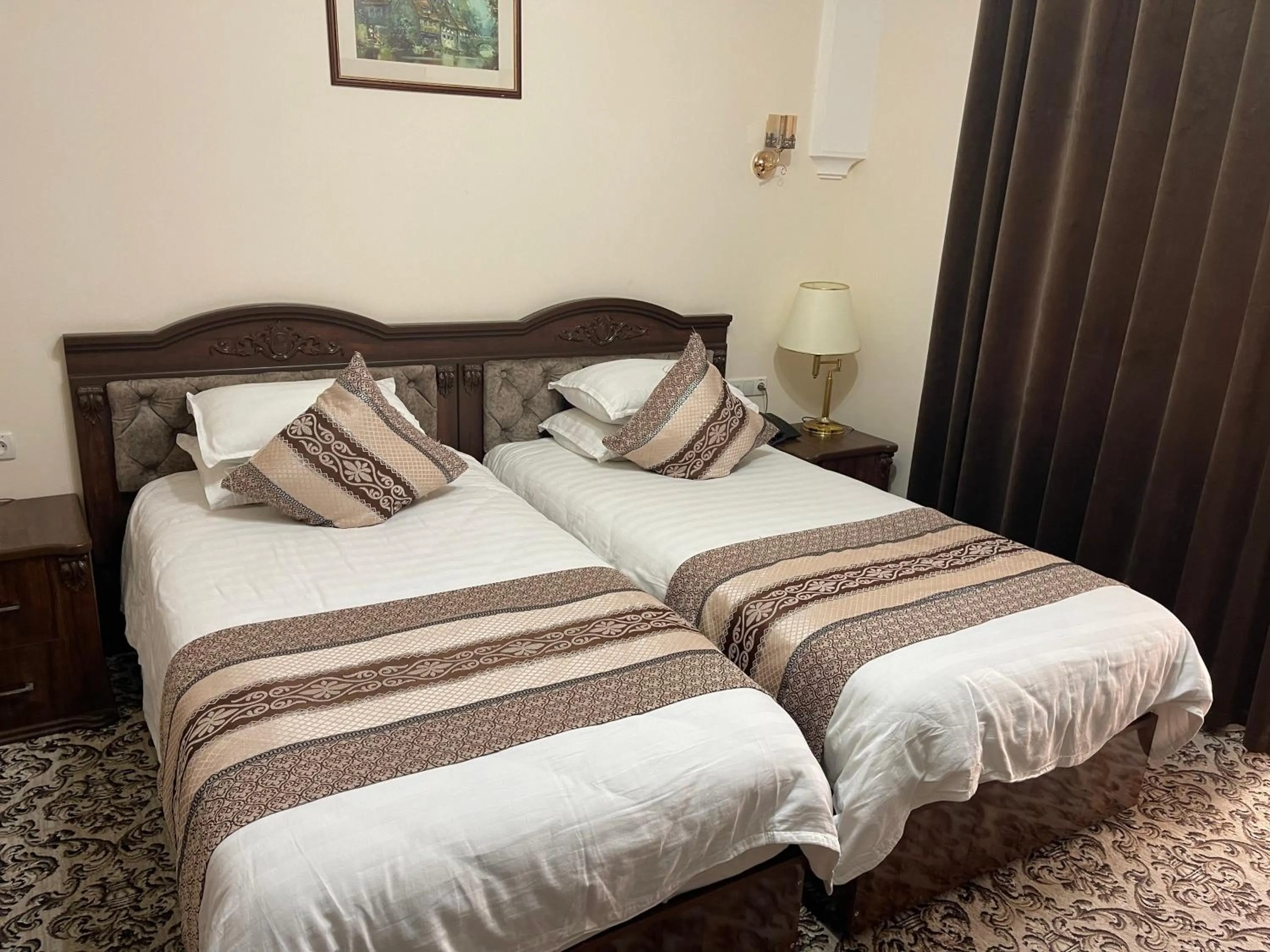 Bed in Hotel Maroqanda