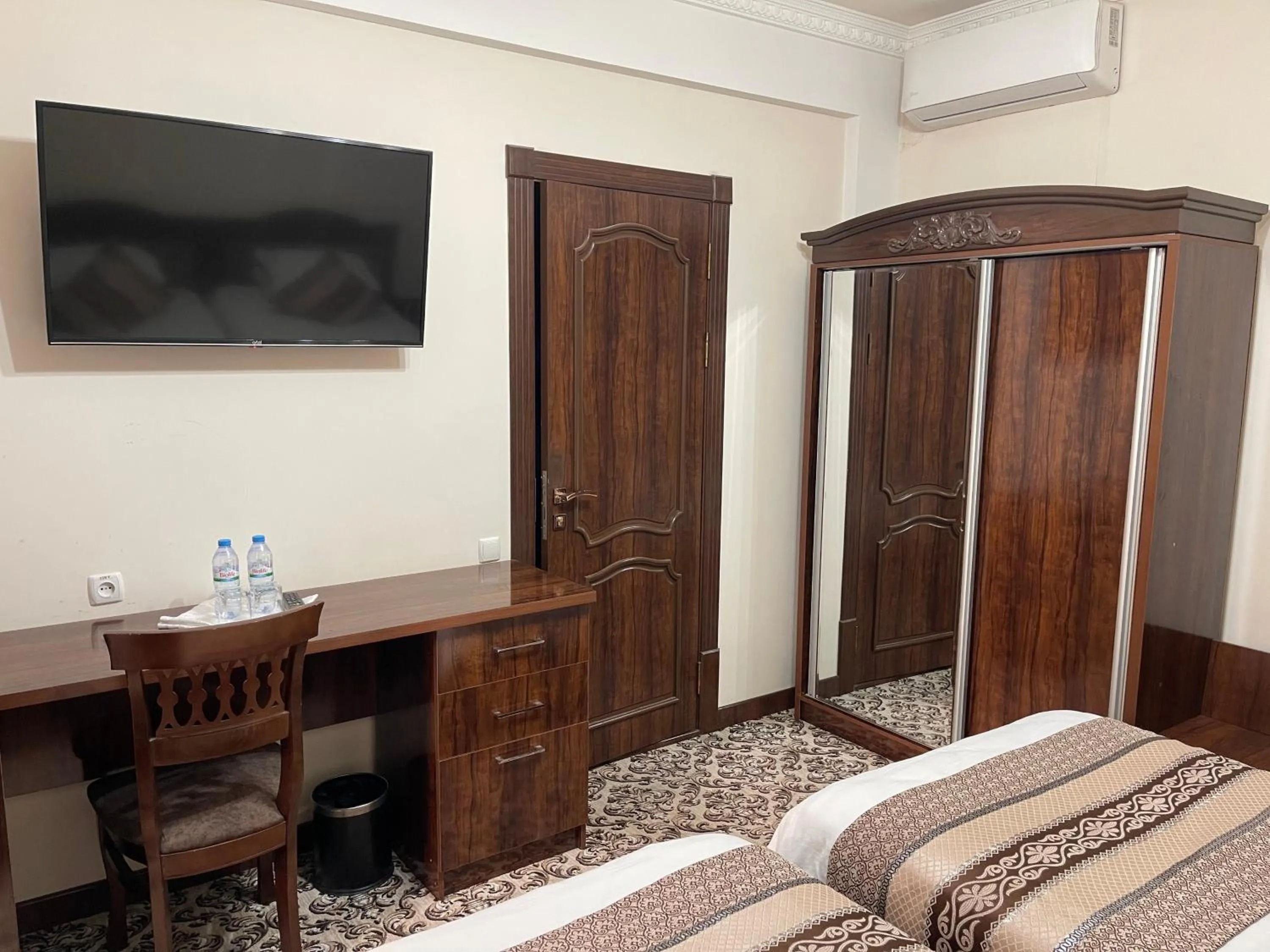 Photo of the whole room, Bed in Hotel Maroqanda