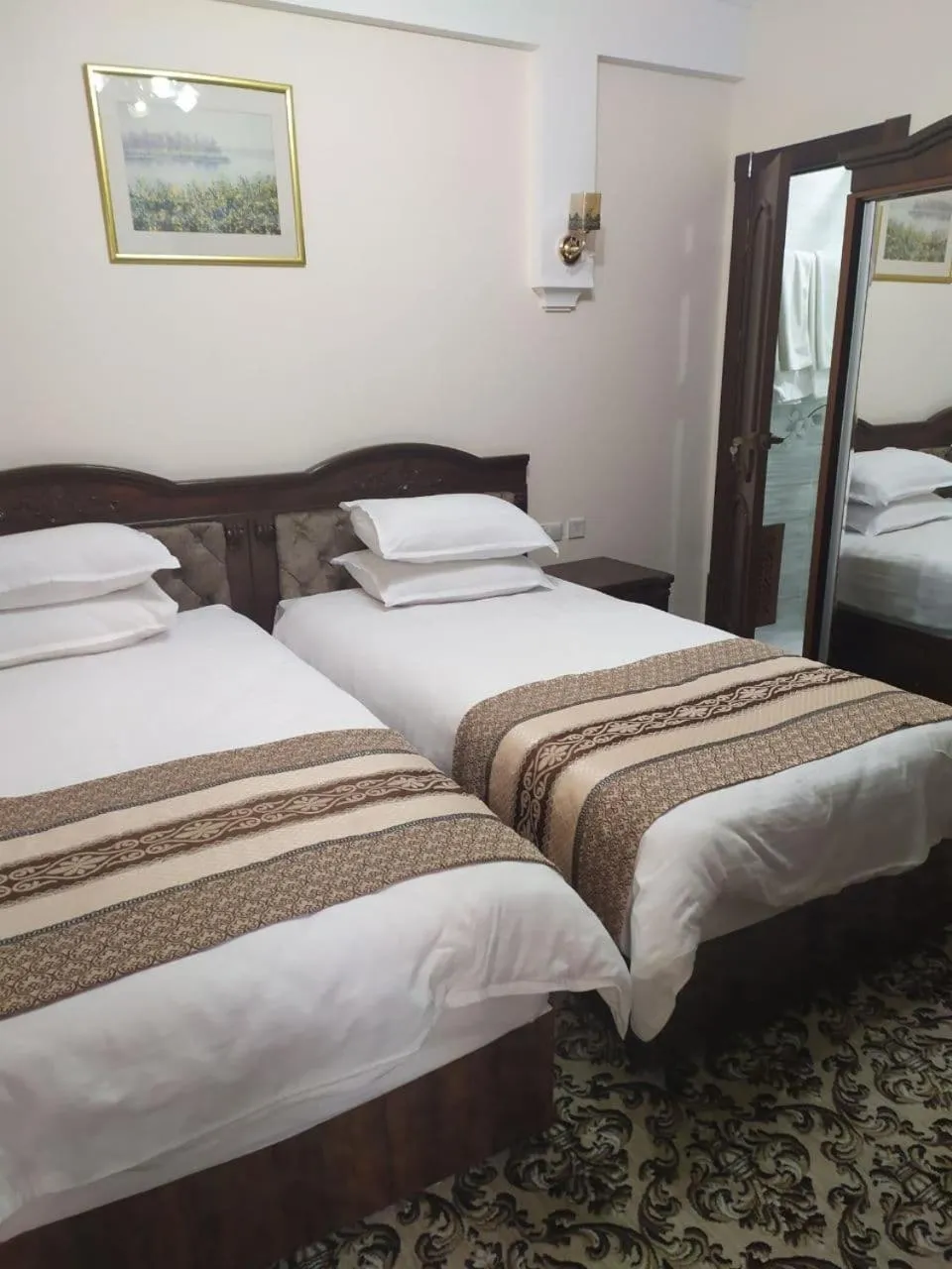 Bed in Hotel Maroqanda