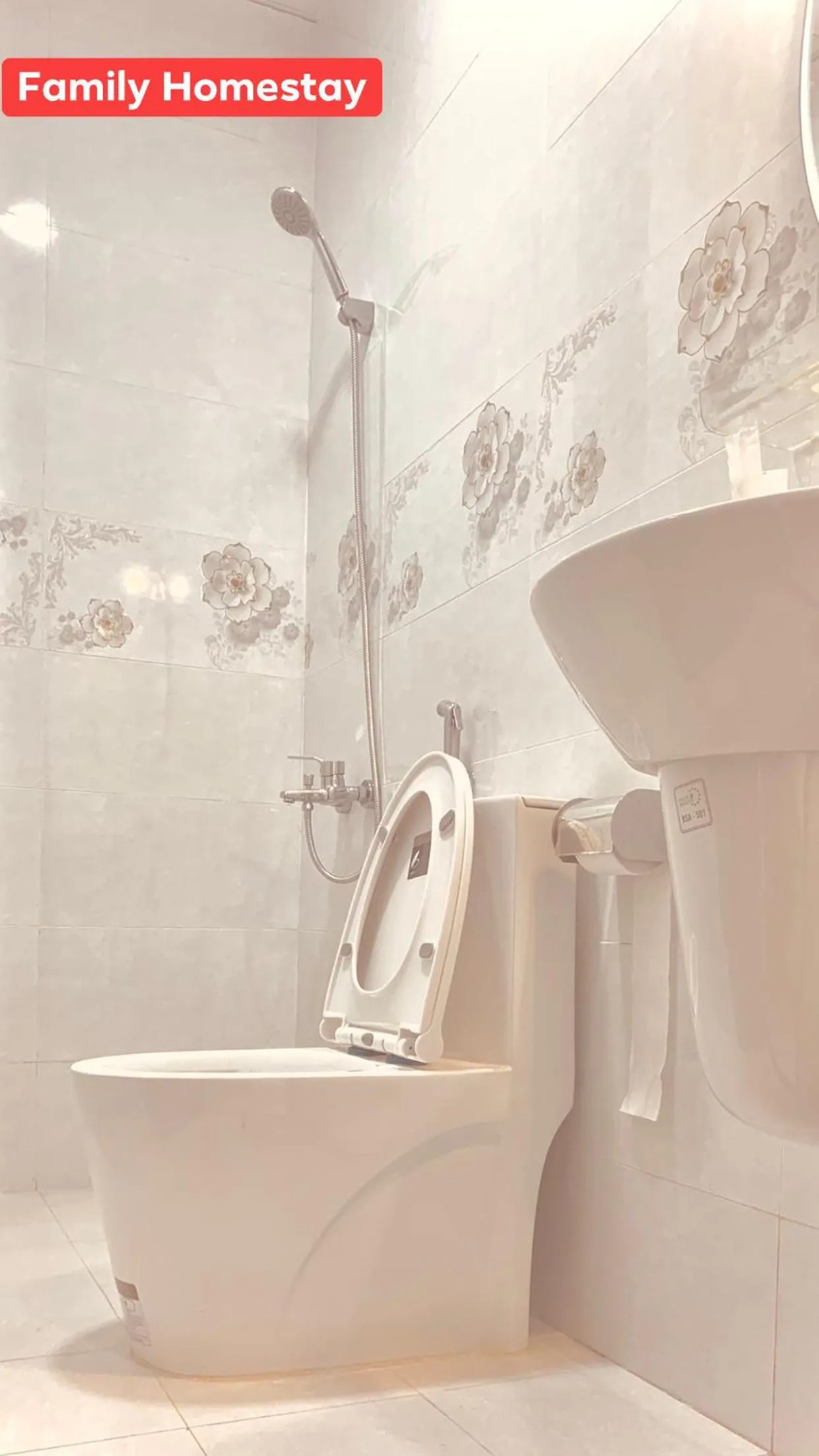 Bathroom in Family Homestay Dalat Casa