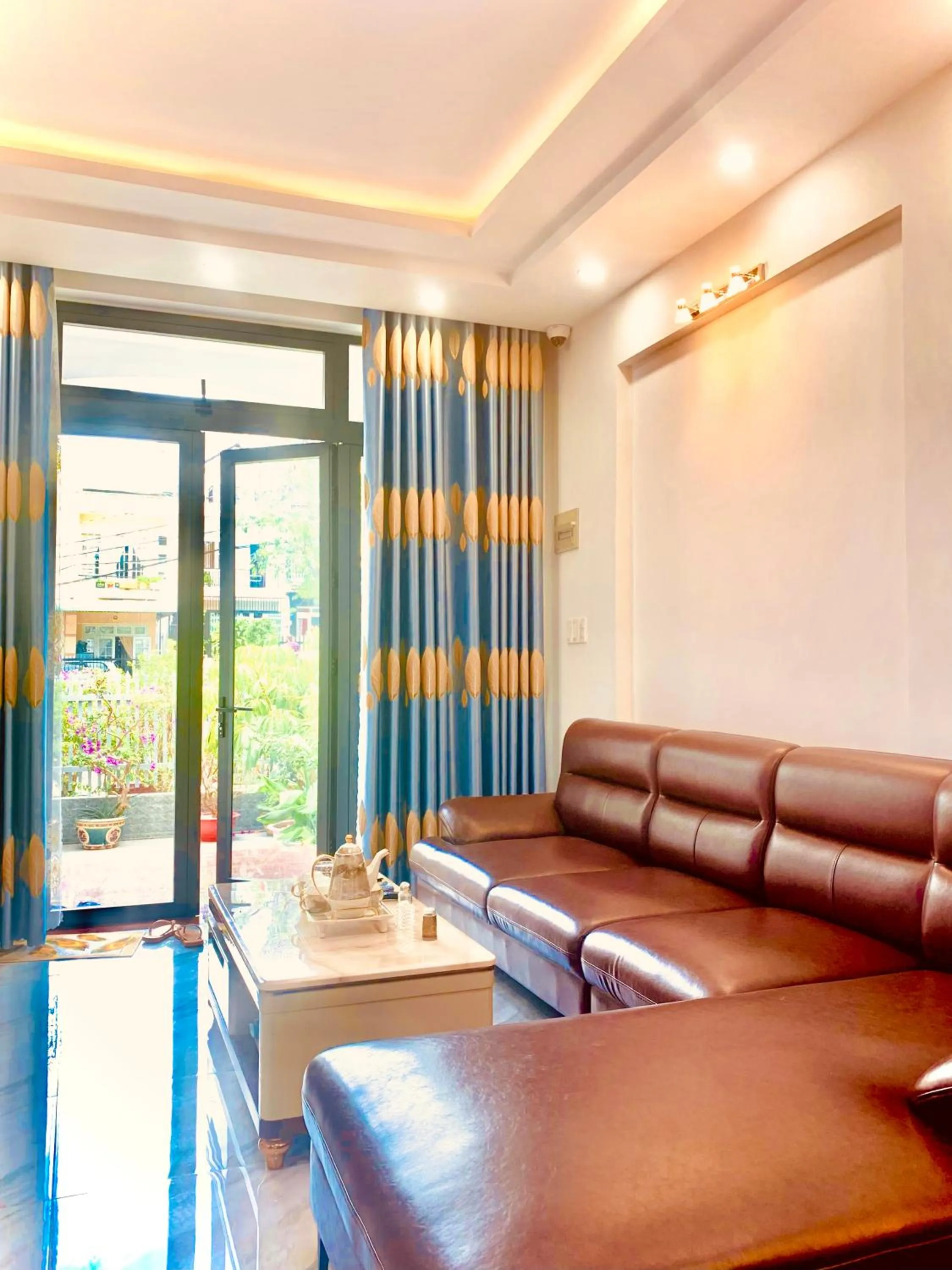 Living room in Family Homestay Dalat Casa