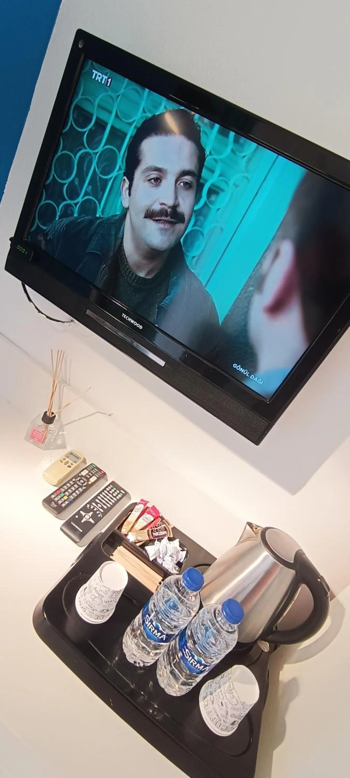 TV and multimedia in Larimar Hotel Cesme