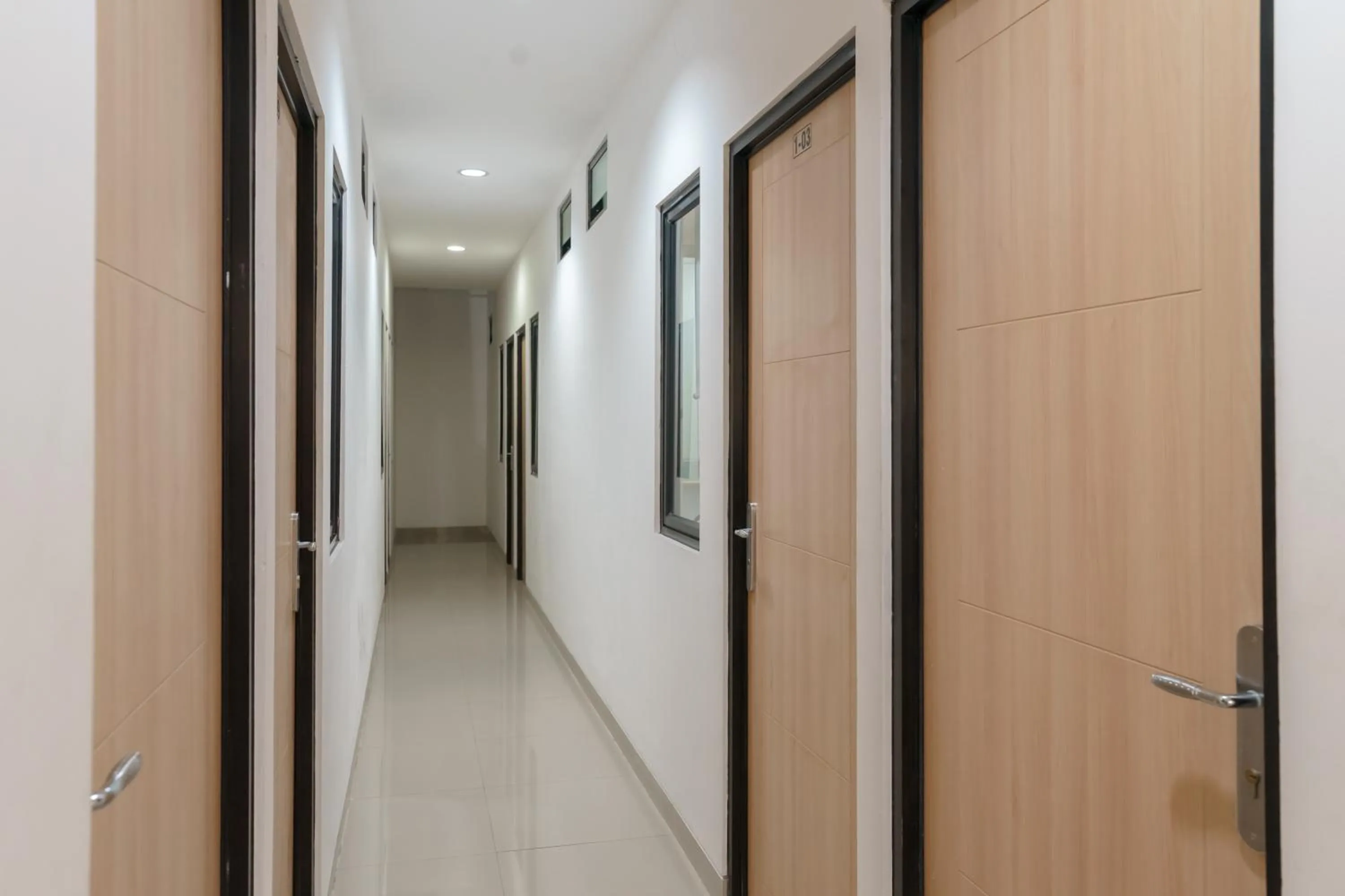 RedDoorz near Seasons City Mall 3