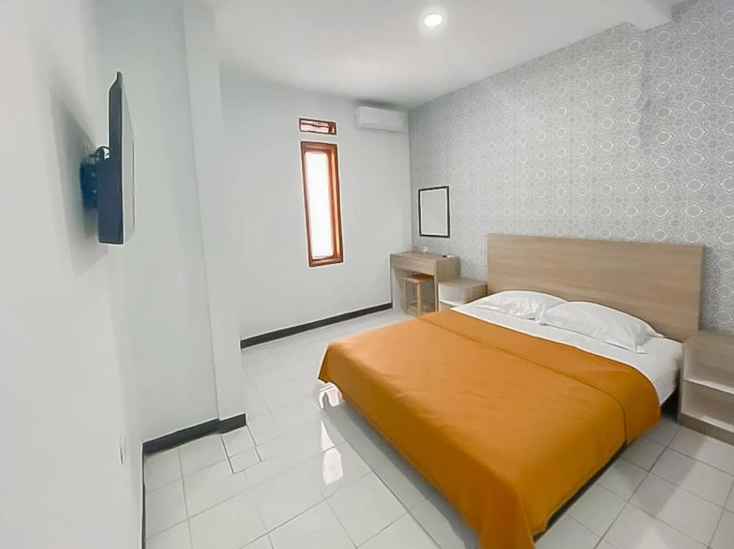 Bed in Ultima Syariah Cipanas Garut Mitra RedDoorz