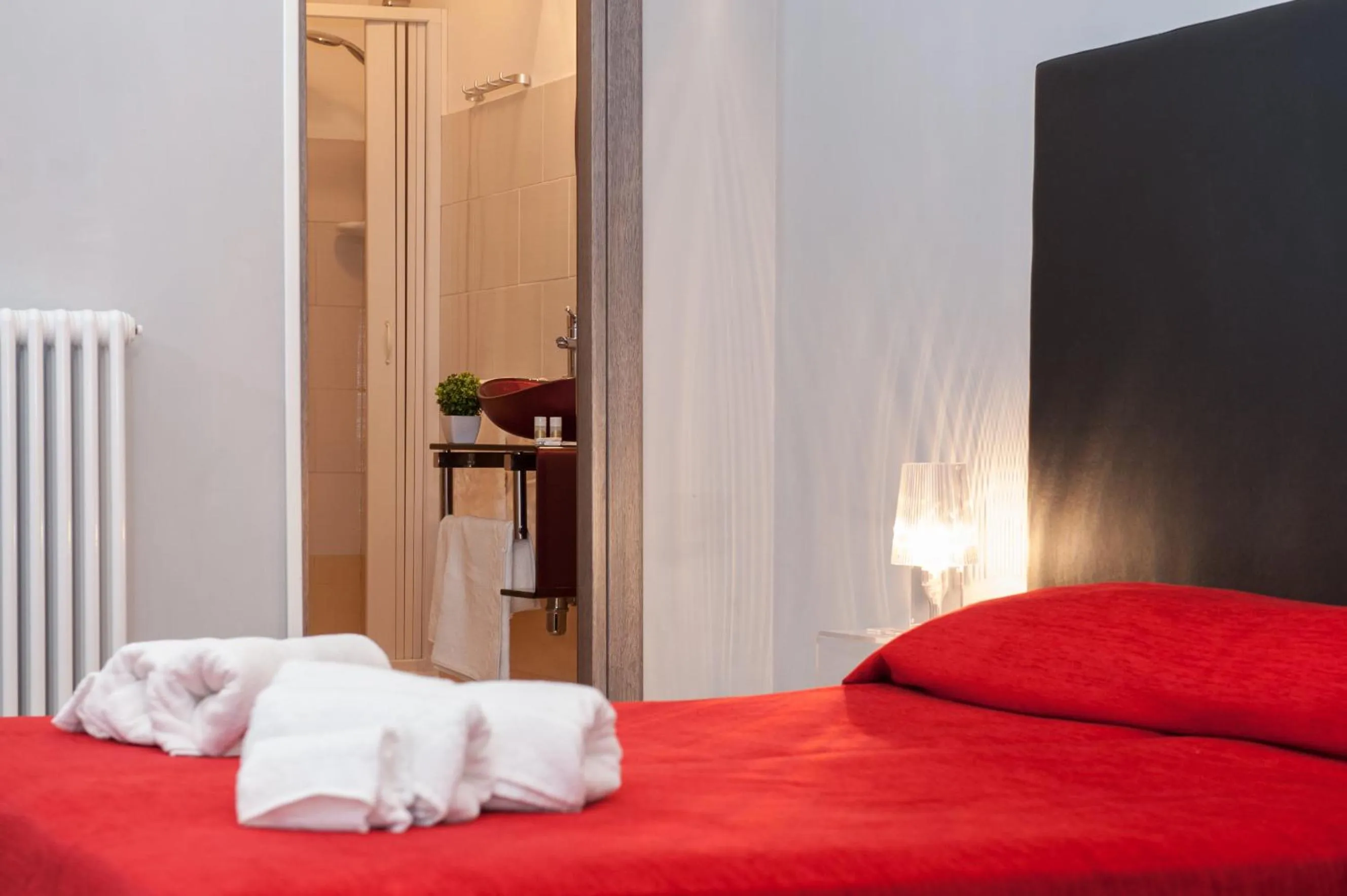 Bed in Domus Fabiola - Vaticano