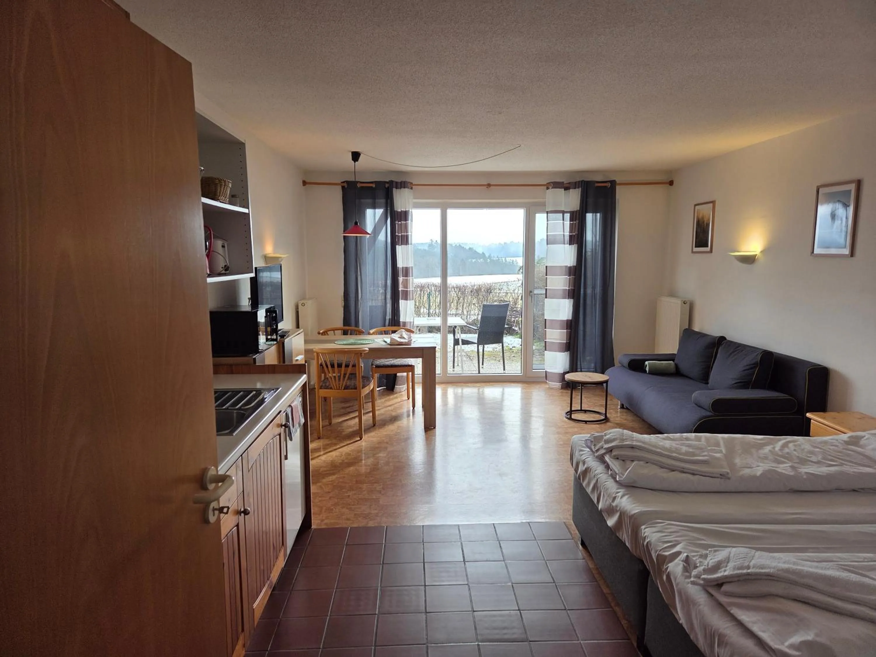 Photo of the whole room, Bed in Apartmentanlage am Kellerberg