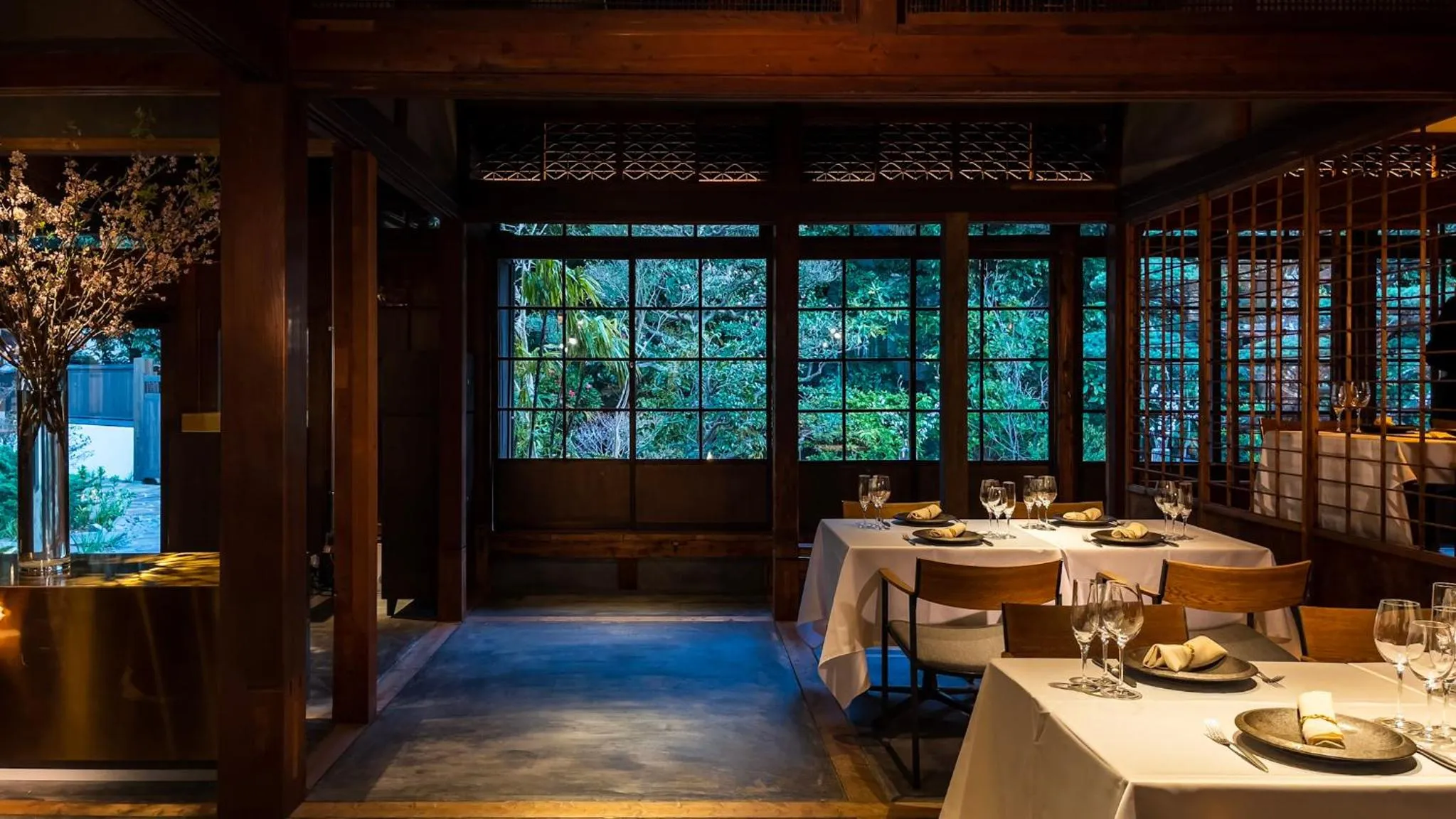 Restaurant/places to eat in LOQUAT西伊豆